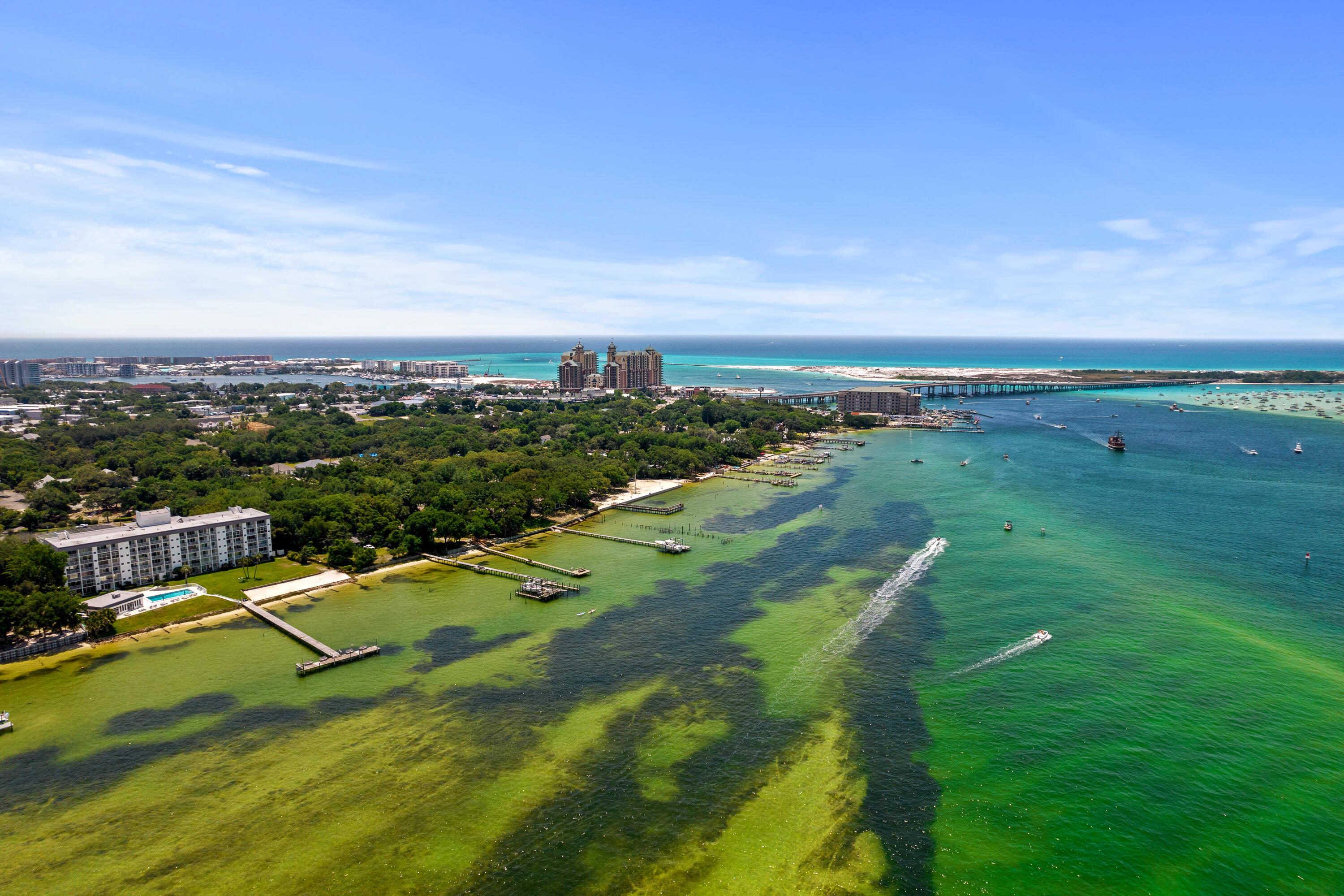 VALENCIA CONDO - Residential