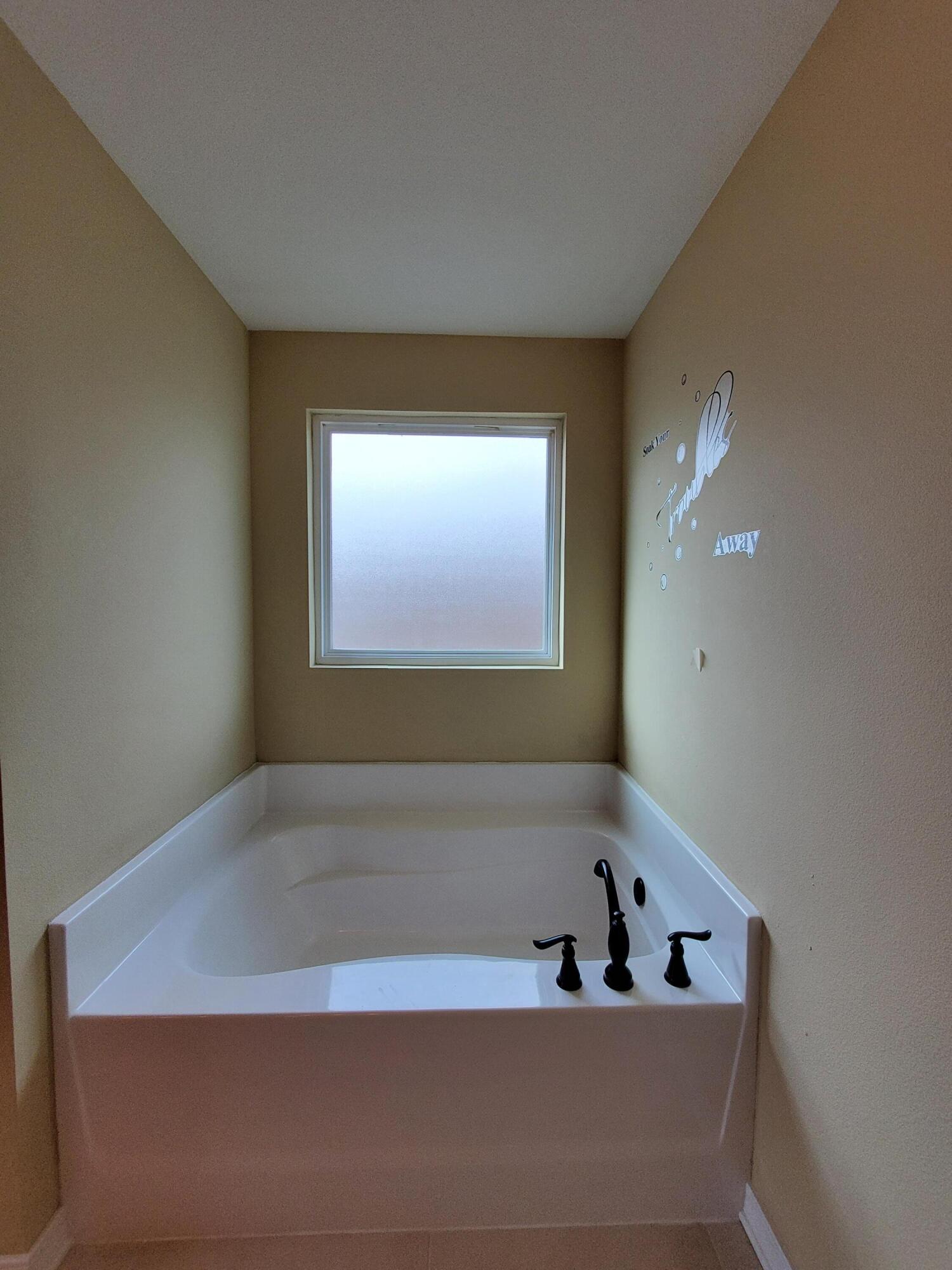 Stillwell Estates - Residential Lease