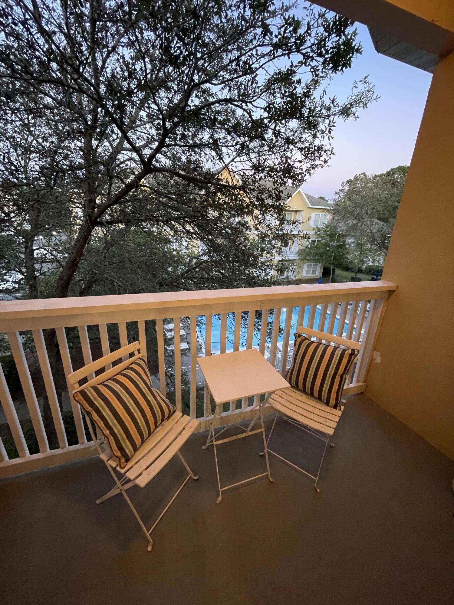 HERONS WATCH CONDO PH 2 - Residential