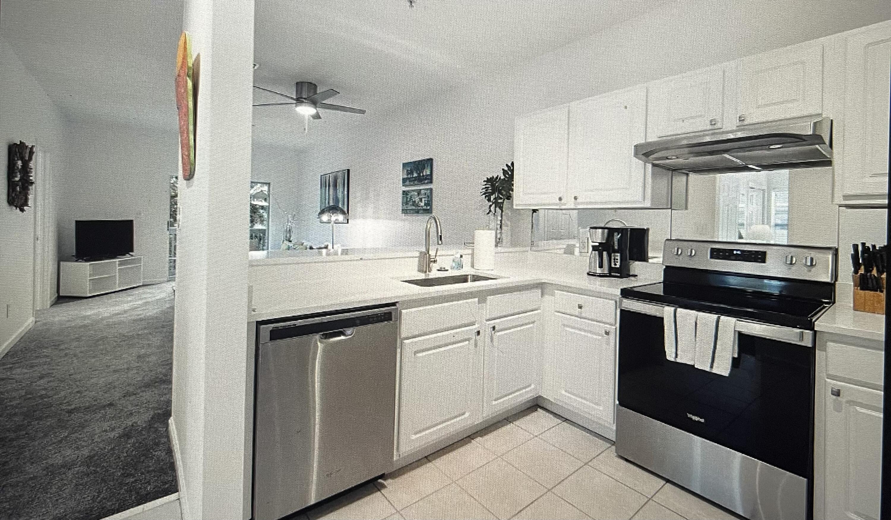 HERONS WATCH CONDO PH 2 - Residential
