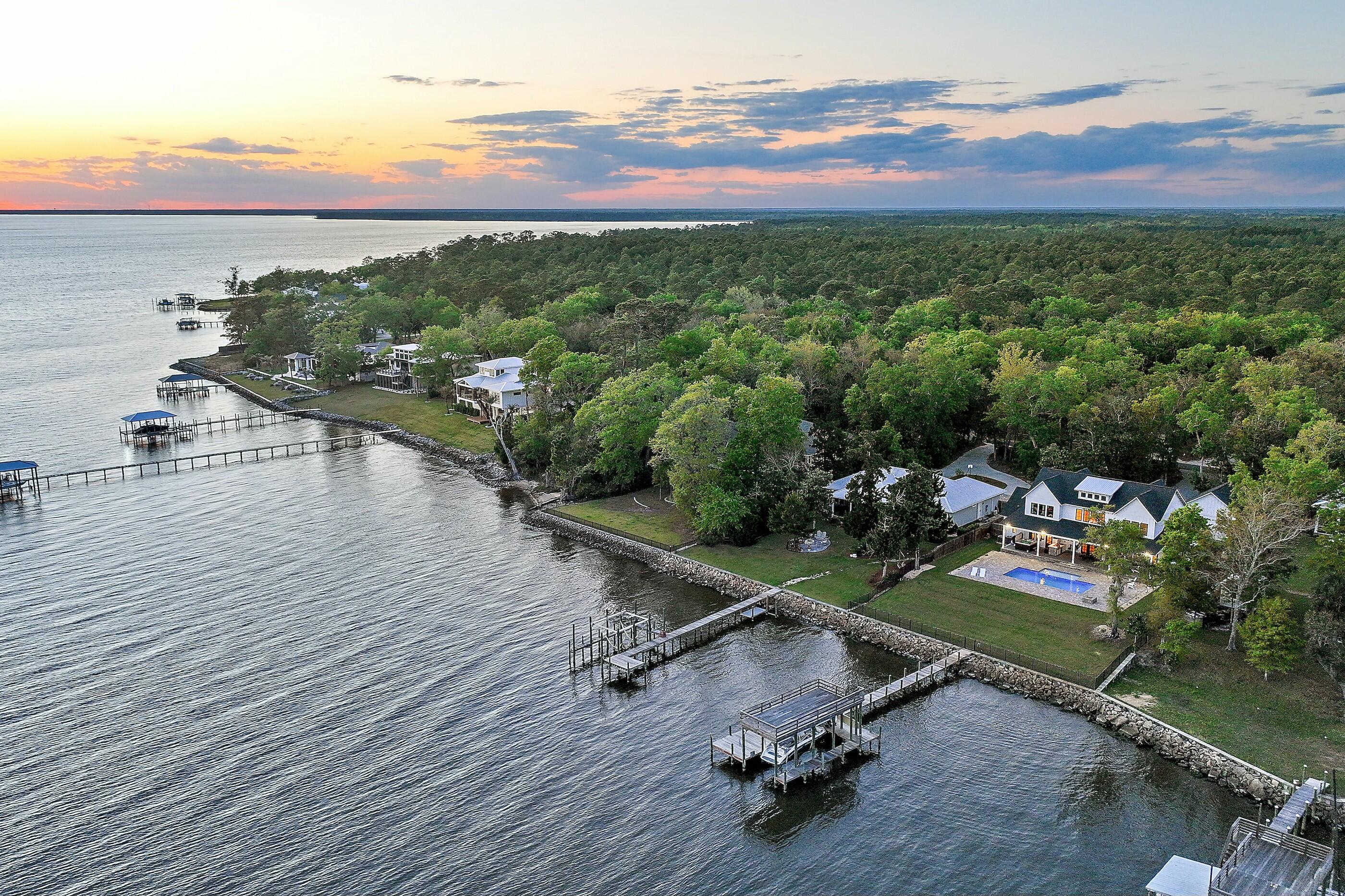 BAYVIEW - Residential