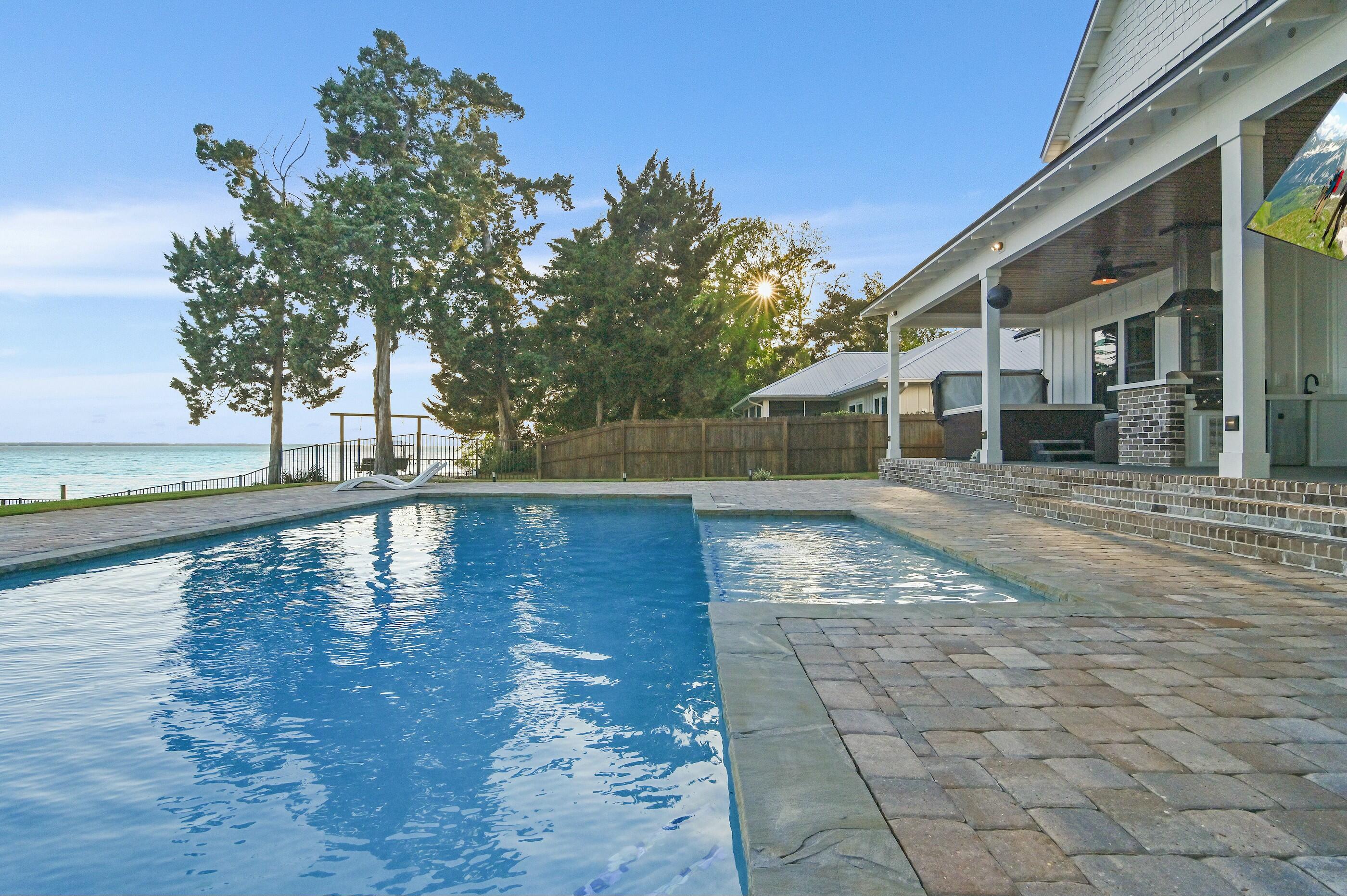 BAYVIEW - Residential