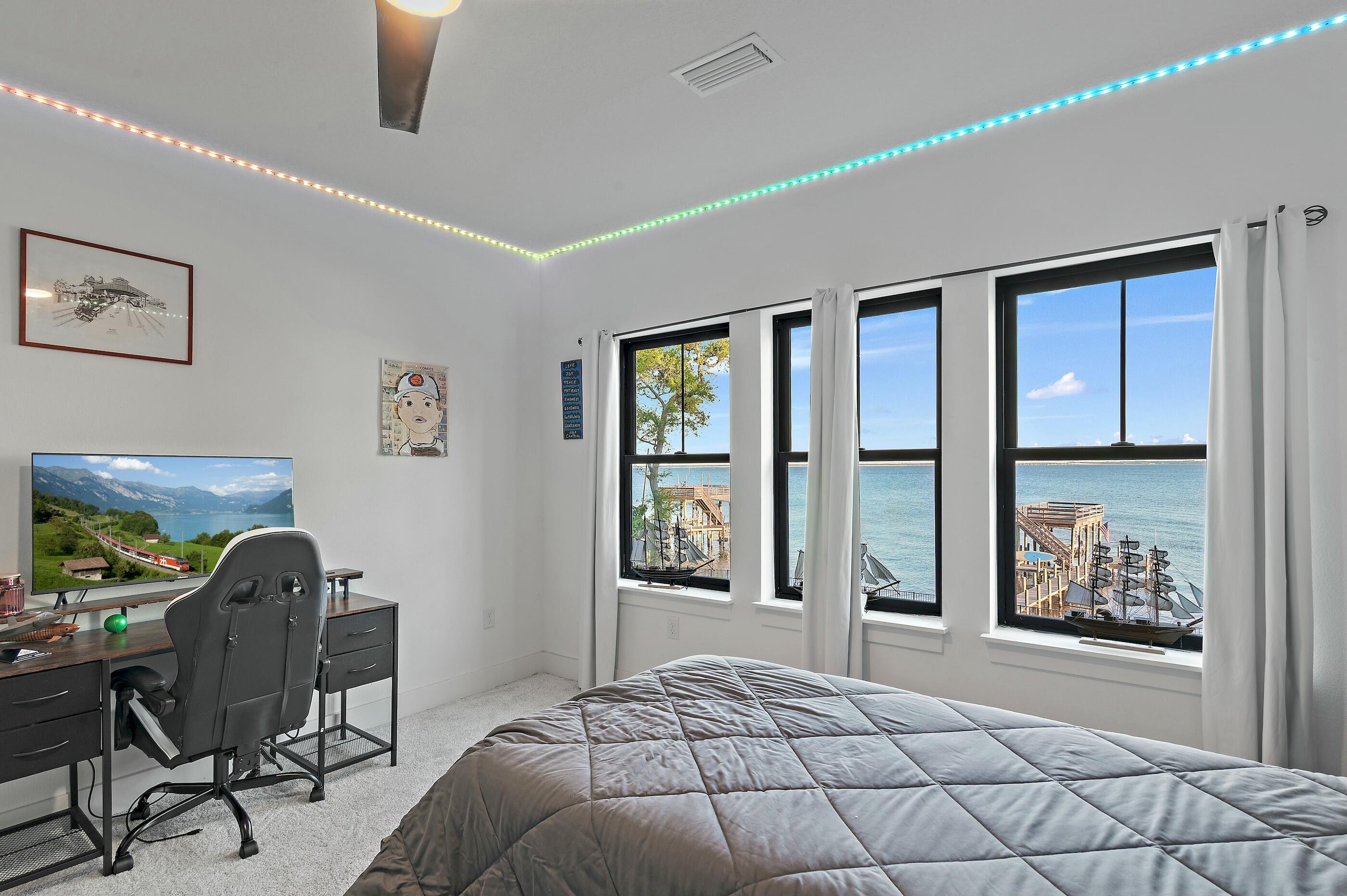 BAYVIEW - Residential