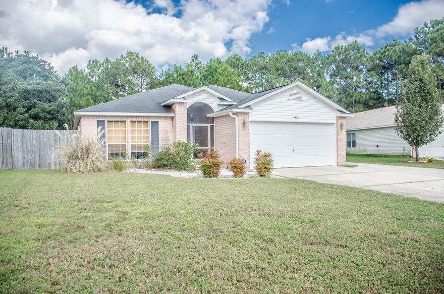 Cozy 3 bedroom, 2 bath, all brick house on the end of a quiet cul de sac. As you pull up to your new home you will notice the screened entrance way and extended driveway. The house has an open floor plan so you will not be closed off from the living area as you are preparing meals in the kitchen. The kitchen is equipped with stainless steel appliances including a flat top stove and a refrigerator that is less than six months old. Upgraded cabinets and lighting in the kitchen and an extended breakfast bar. Tucked away next to the dining area is the private sun room, perfect for a home office or a quiet place to read and relax. The split floor plan allows the master suite to have a little privacy from the 2 guest bedrooms. The master bathroom has a garden tub with natural ...