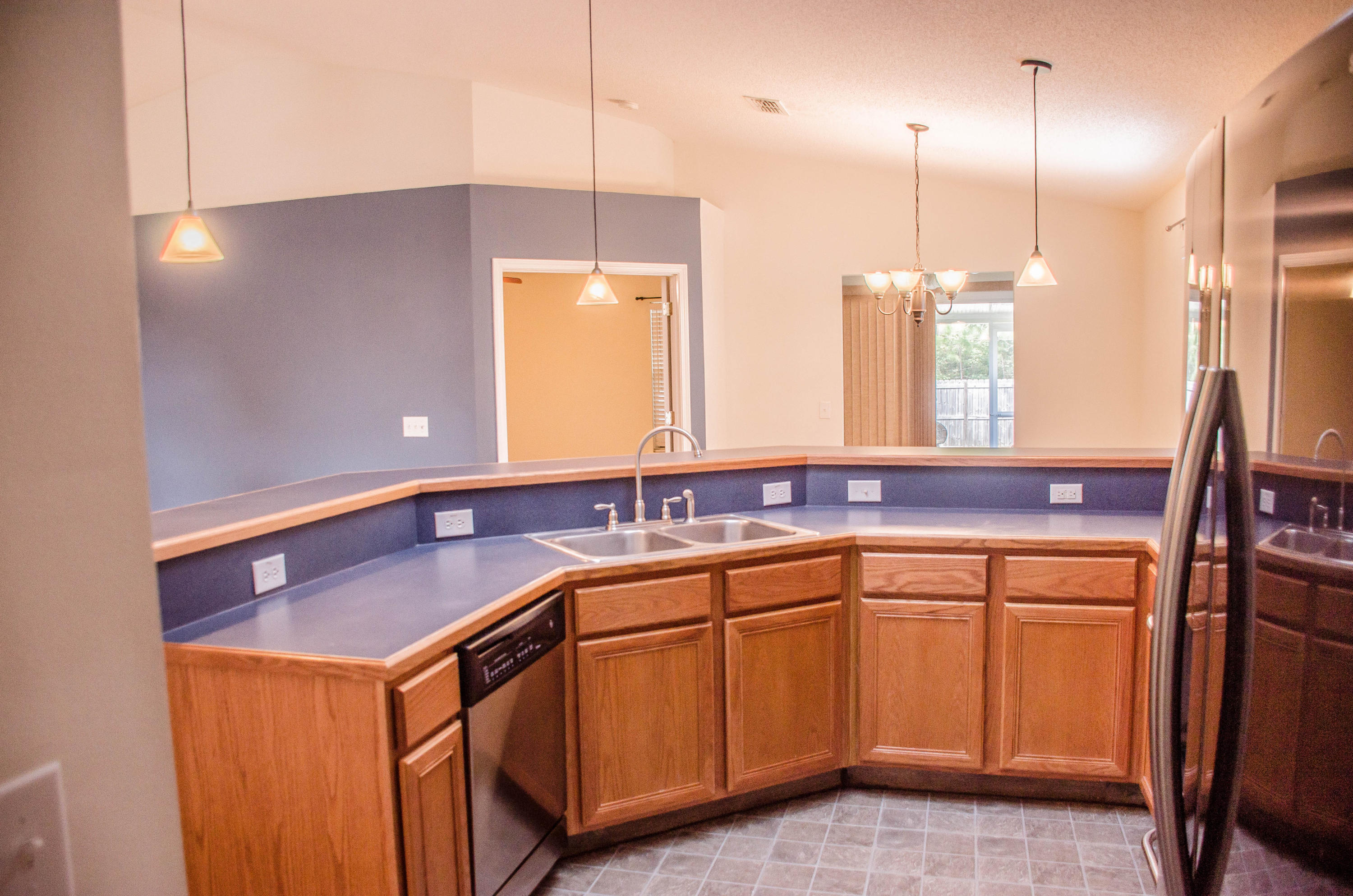 HIDDEN SHORES - Residential