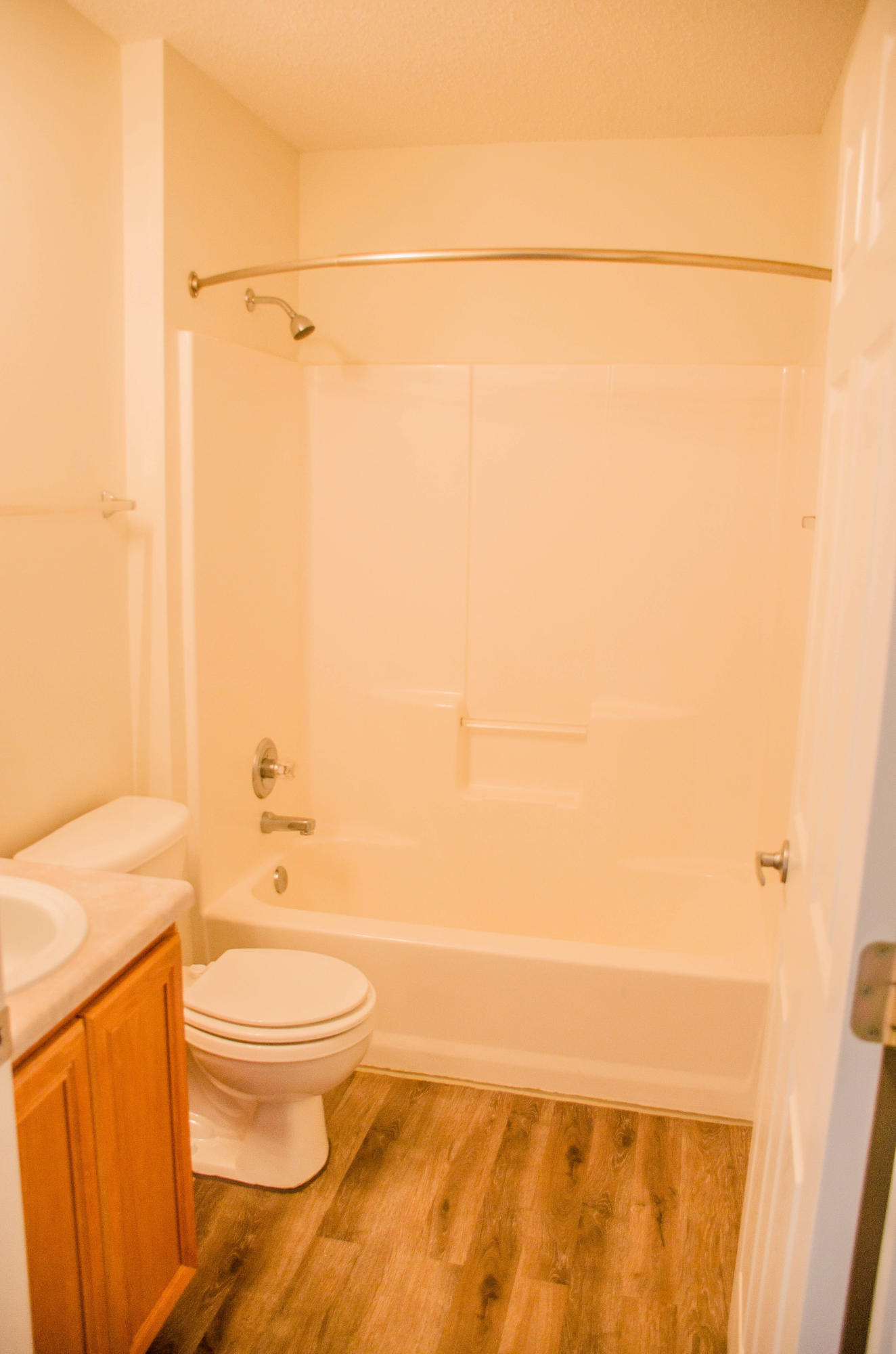 HIDDEN SHORES - Residential