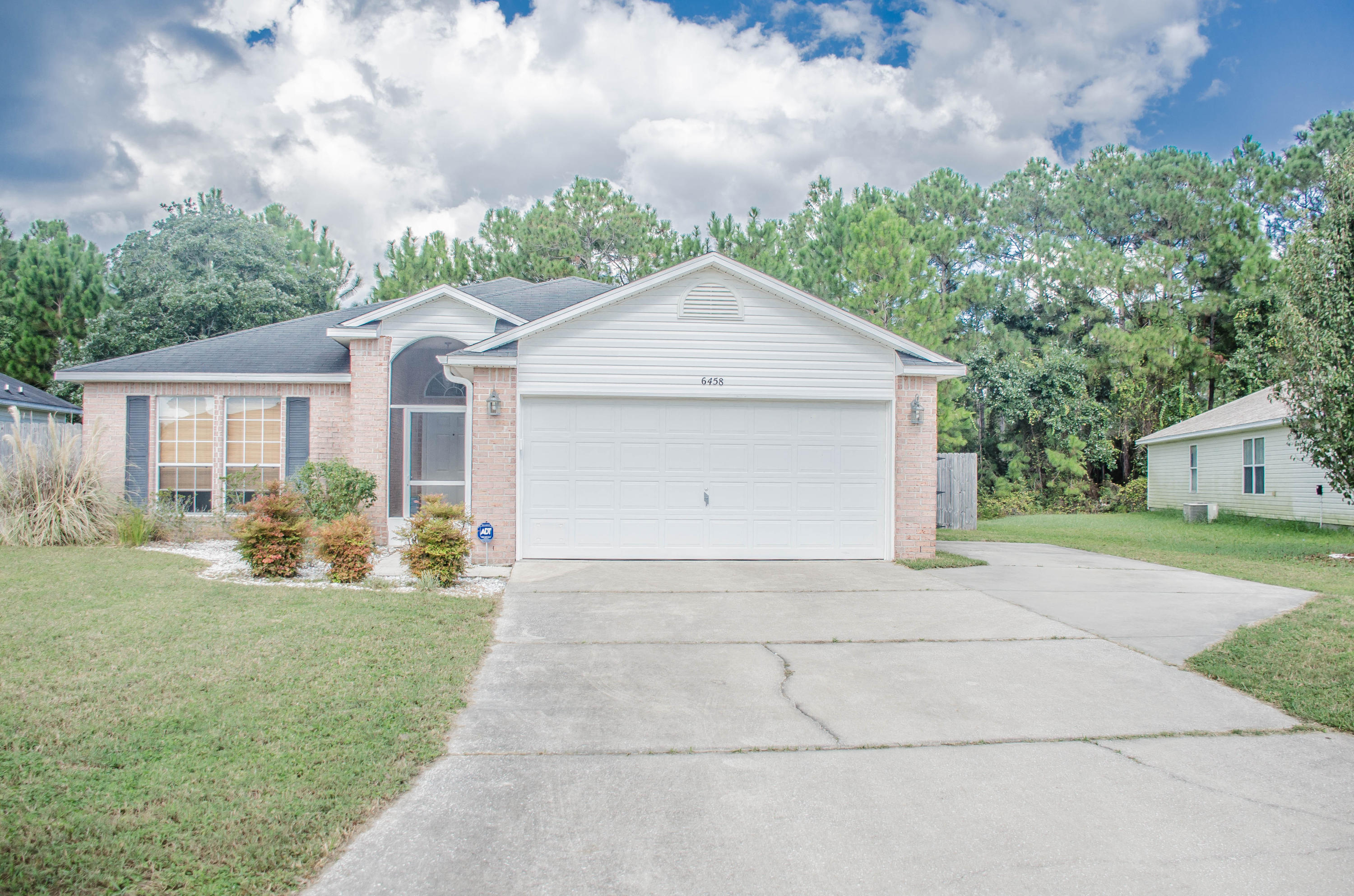 HIDDEN SHORES - Residential