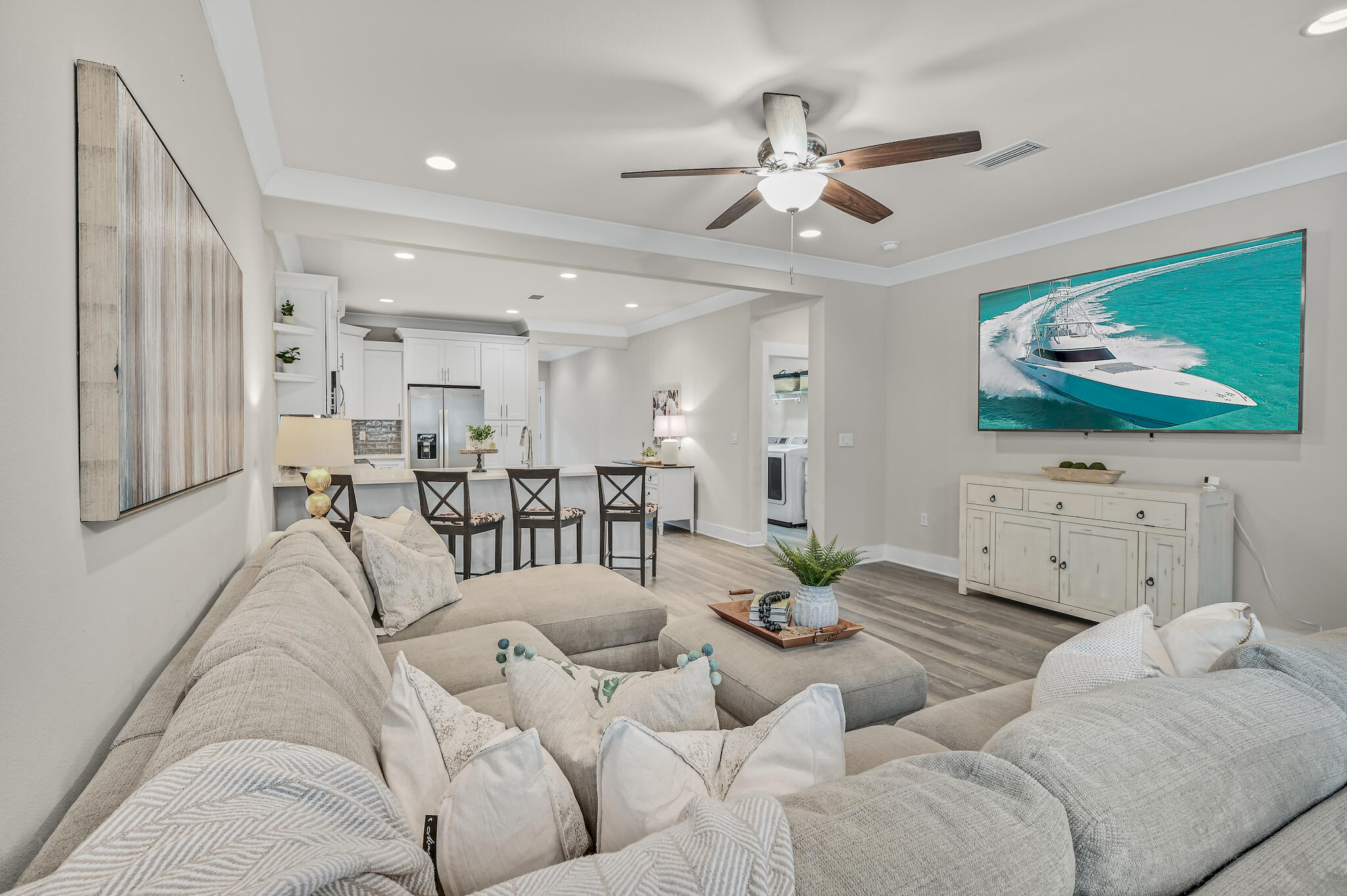 LAGRANGE LANDING - Residential