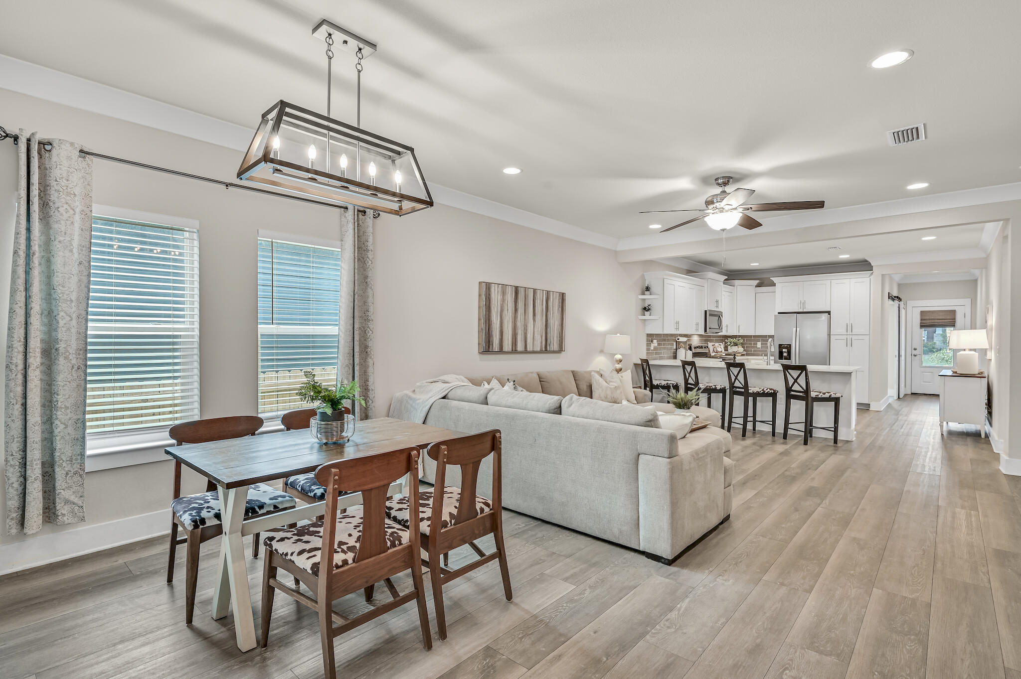 LAGRANGE LANDING - Residential