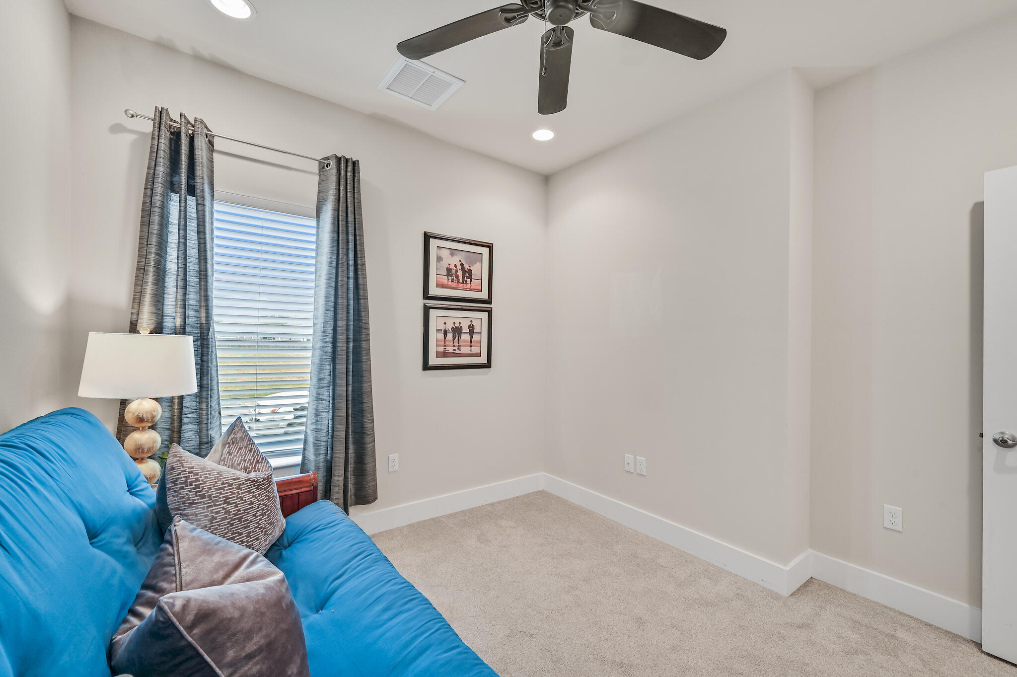 LAGRANGE LANDING - Residential