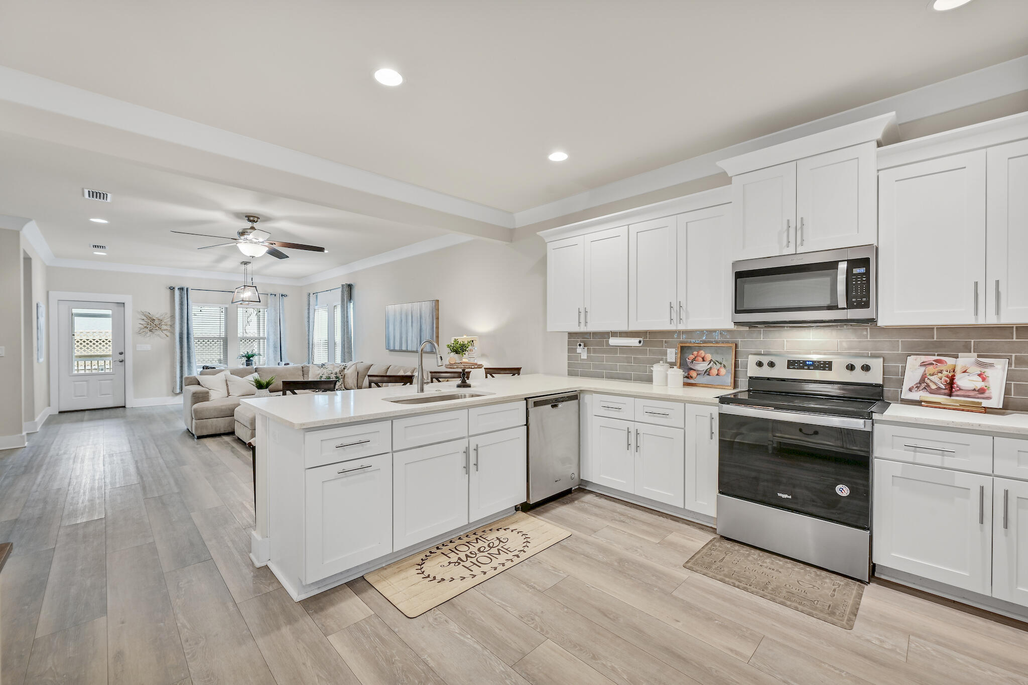 LAGRANGE LANDING - Residential