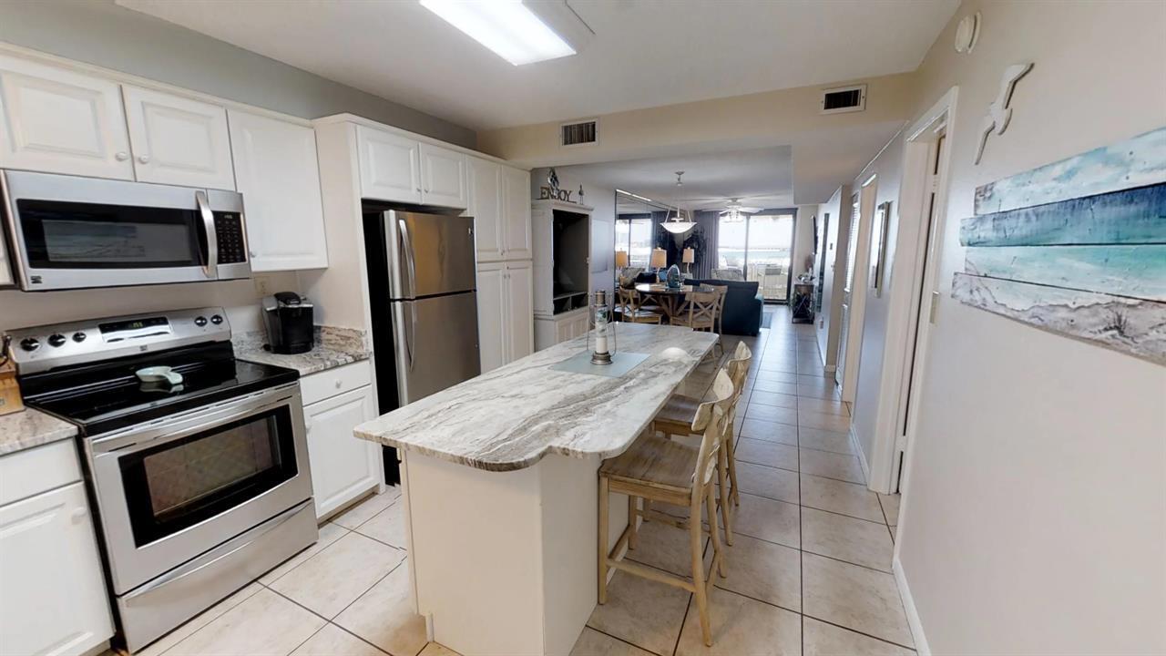 Jetty East Condominium - Residential