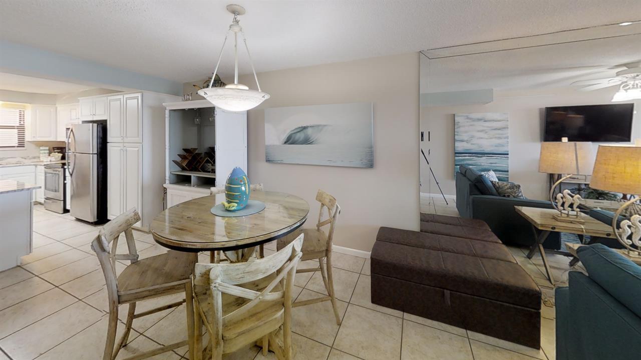 Jetty East Condominium - Residential