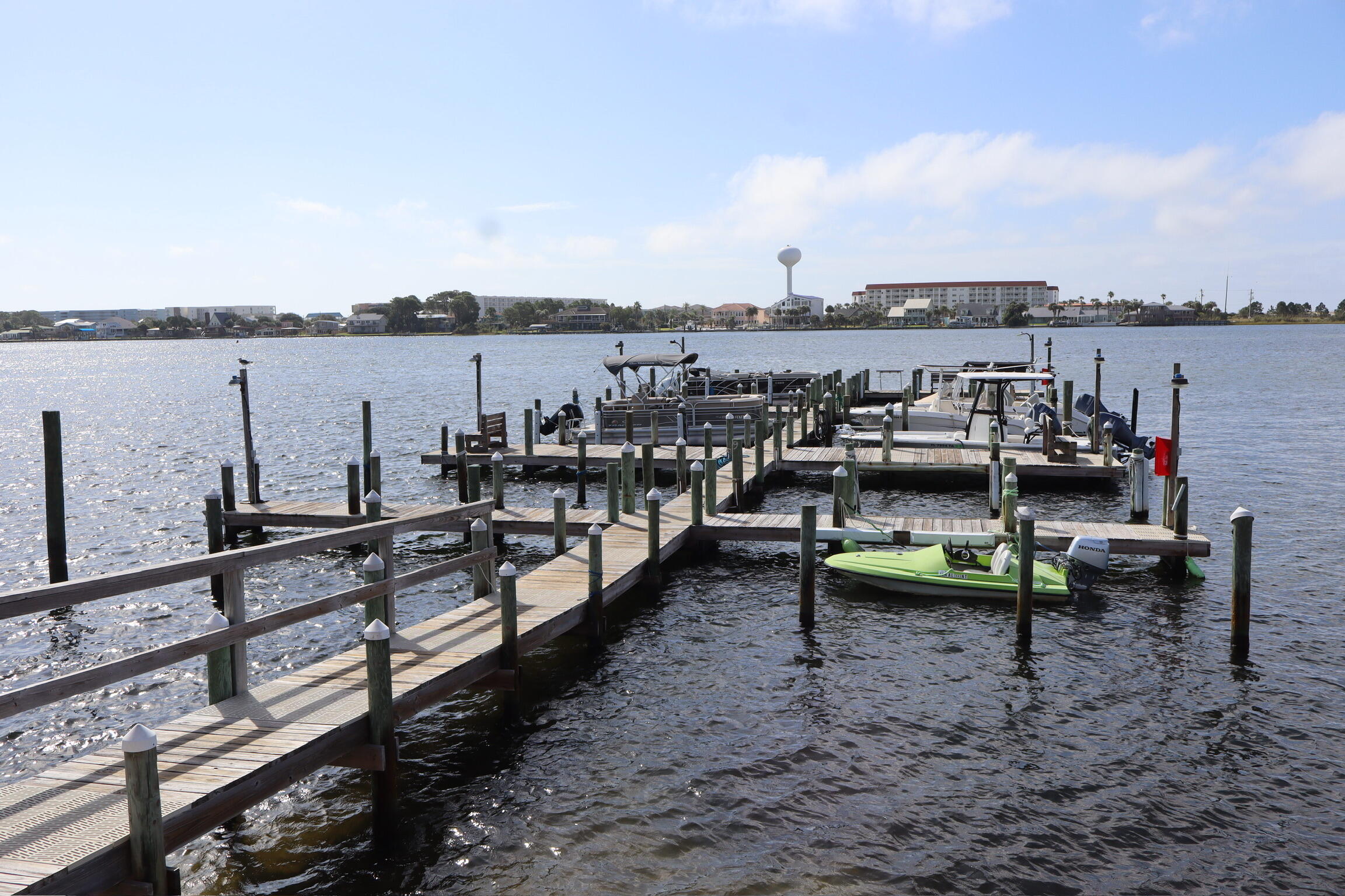 FOUNTAINHEAD CONDO - Residential Lease