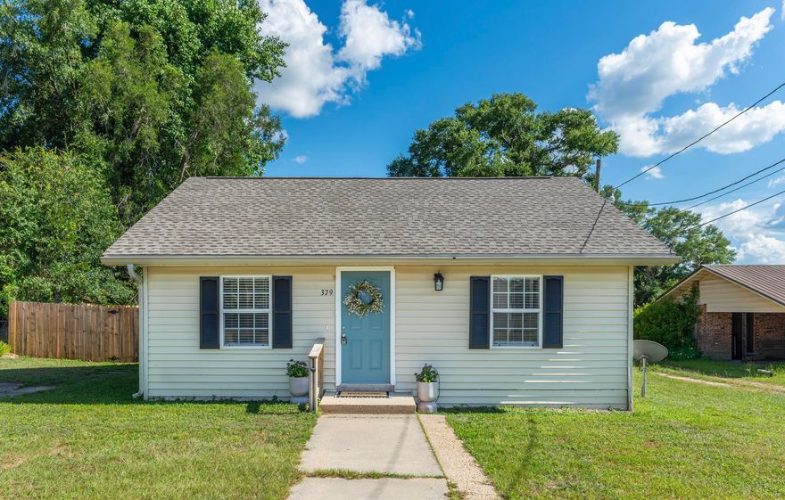 Cute Crestview Cottage with large fenced yard at .23 acre. This home was recently renovated and has all new flooring and paint. Large bathroom featuring a shower with glass door enclosure. Cute, Cozy and ready for a new owner! Roof 2023, HVAC 2014, Water Heater 2017.