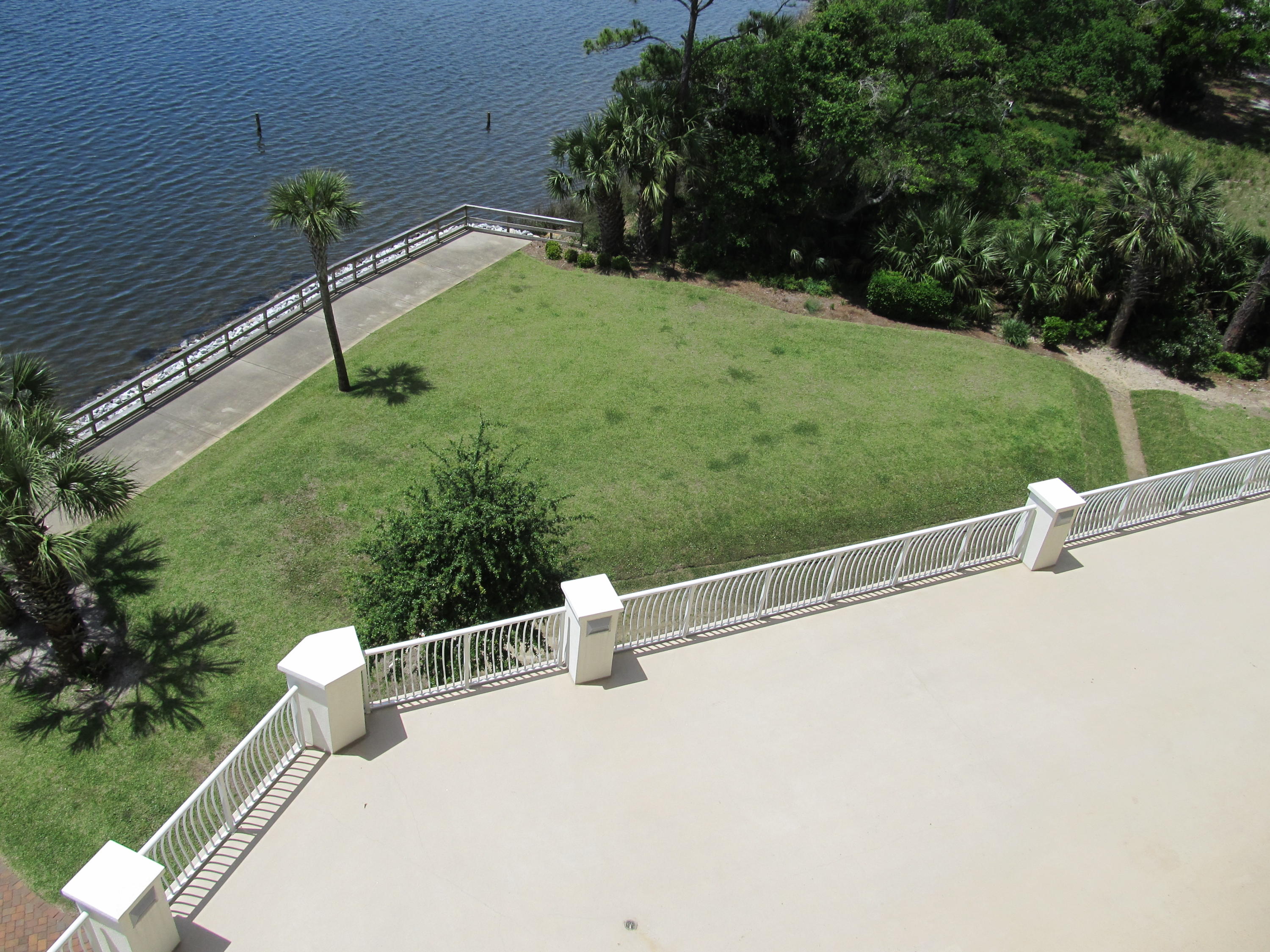 PRESIDIO YACHT CLUB - Residential