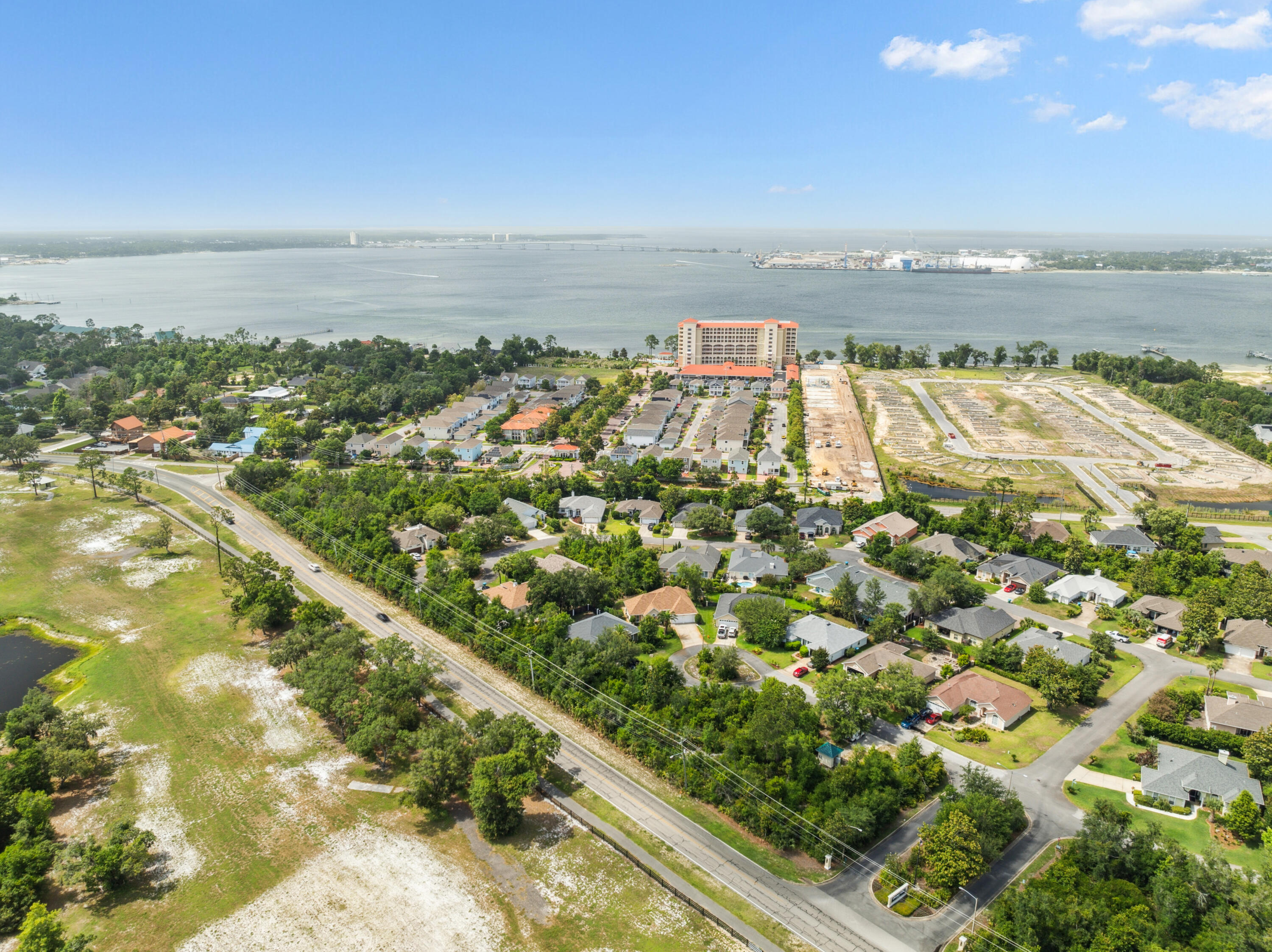 DELWOOD POINT PRESERVE PH 1 - Residential