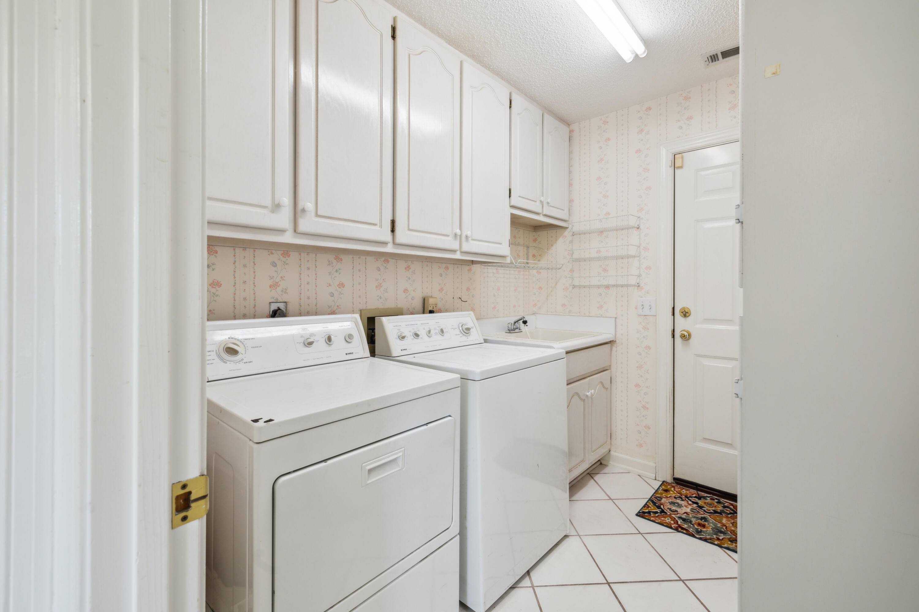 DELWOOD POINT PRESERVE PH 1 - Residential