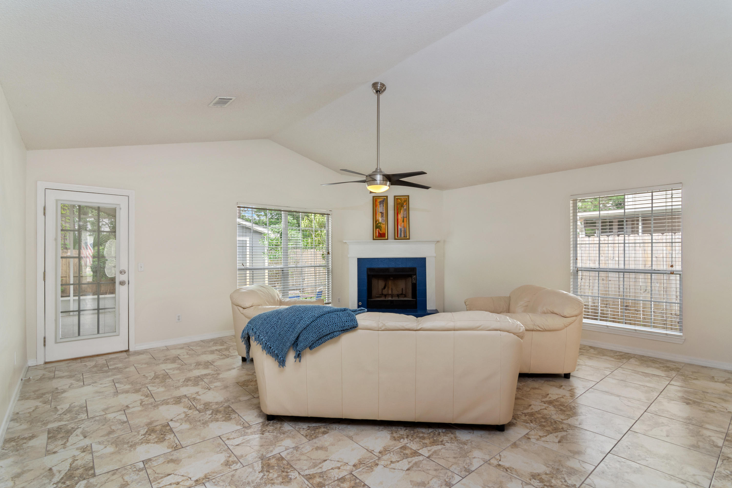 EMERALD VILLAGE S/D - Residential