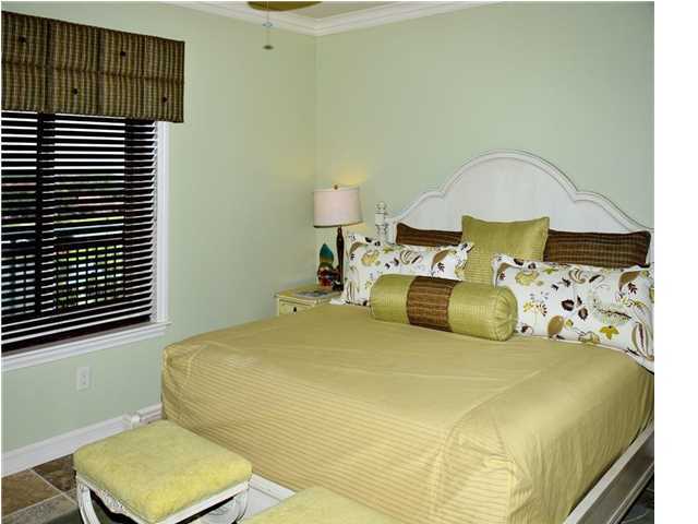 SOUTHWINDS III - Residential
