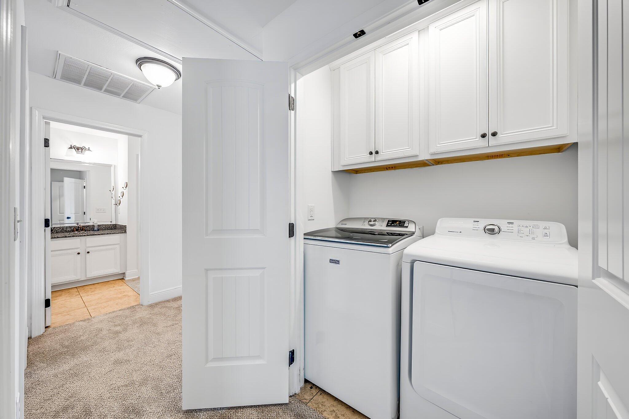 MAGNOLIA BAY - Residential