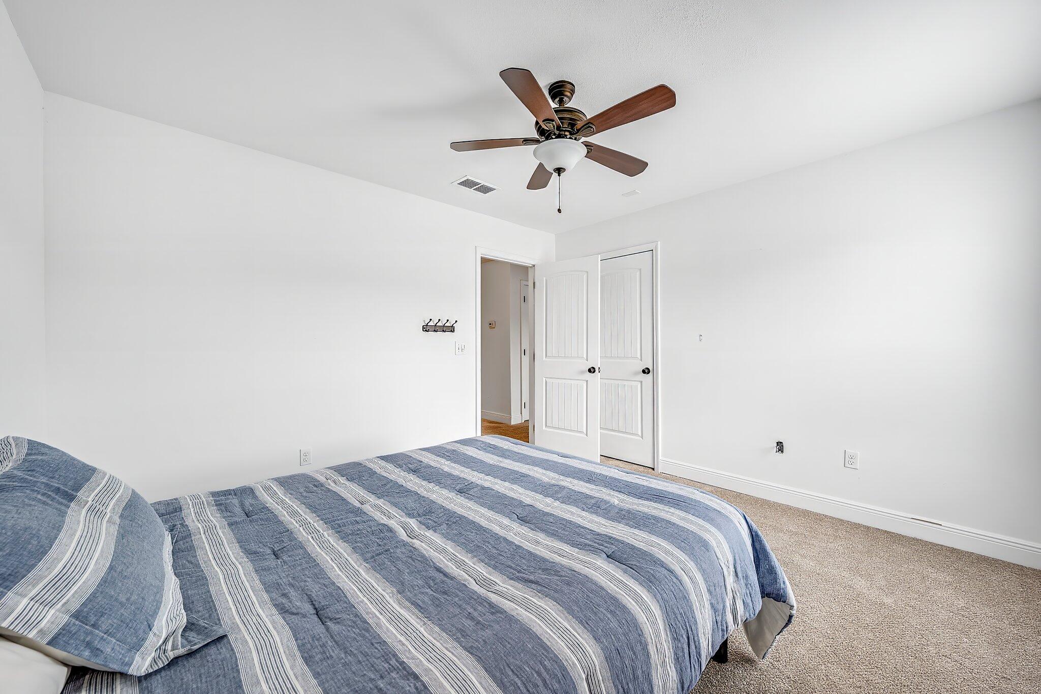 MAGNOLIA BAY - Residential