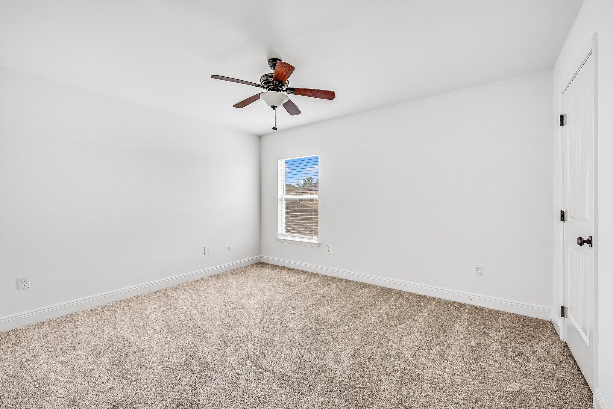 MAGNOLIA BAY - Residential