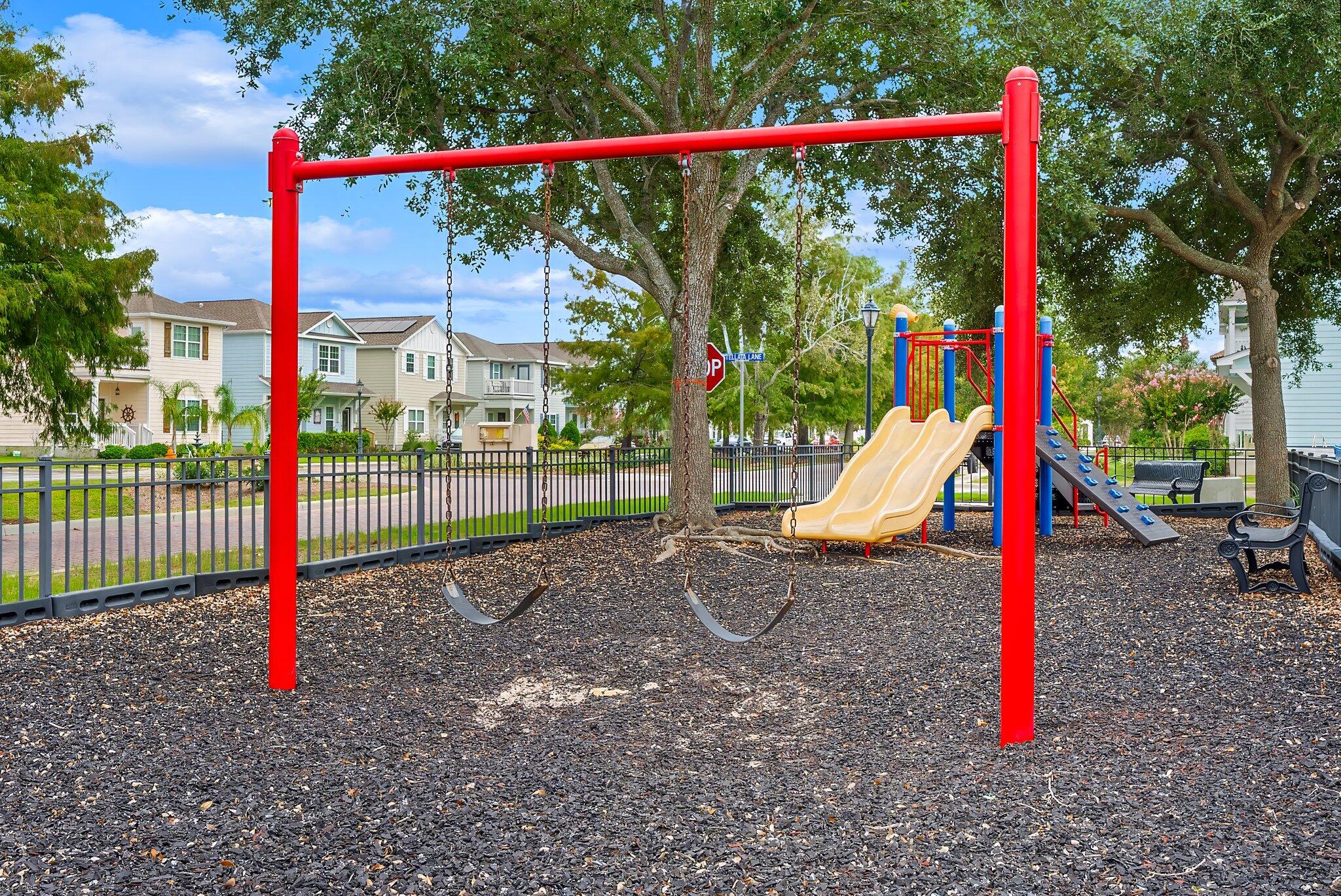 MAGNOLIA BAY - Residential