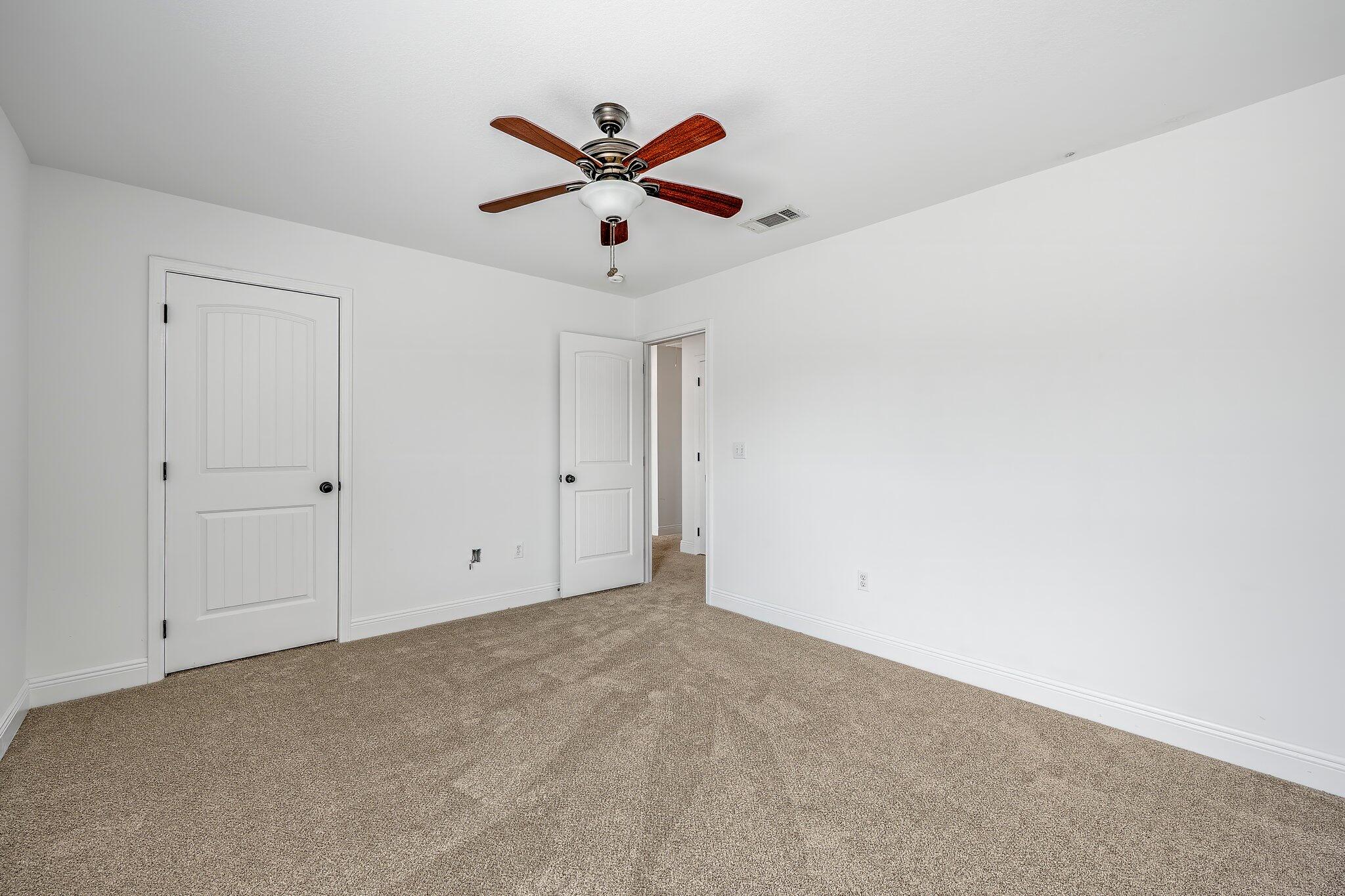 MAGNOLIA BAY - Residential