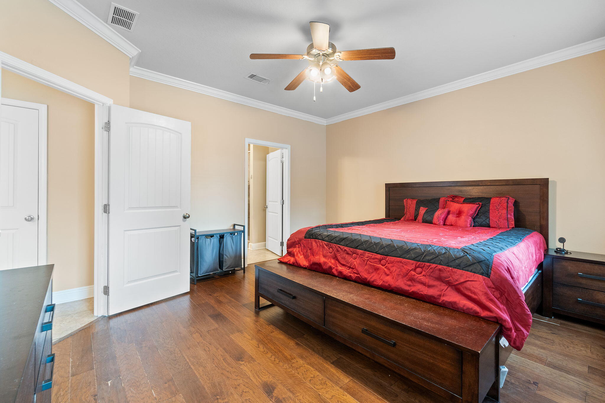 MAGNOLIA VILLAGE - Residential