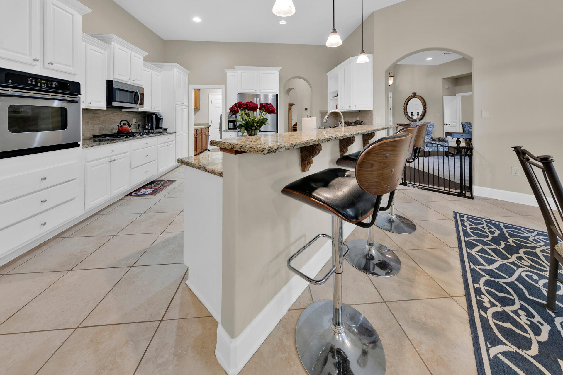 CHARDONNAY ESTATES - Residential