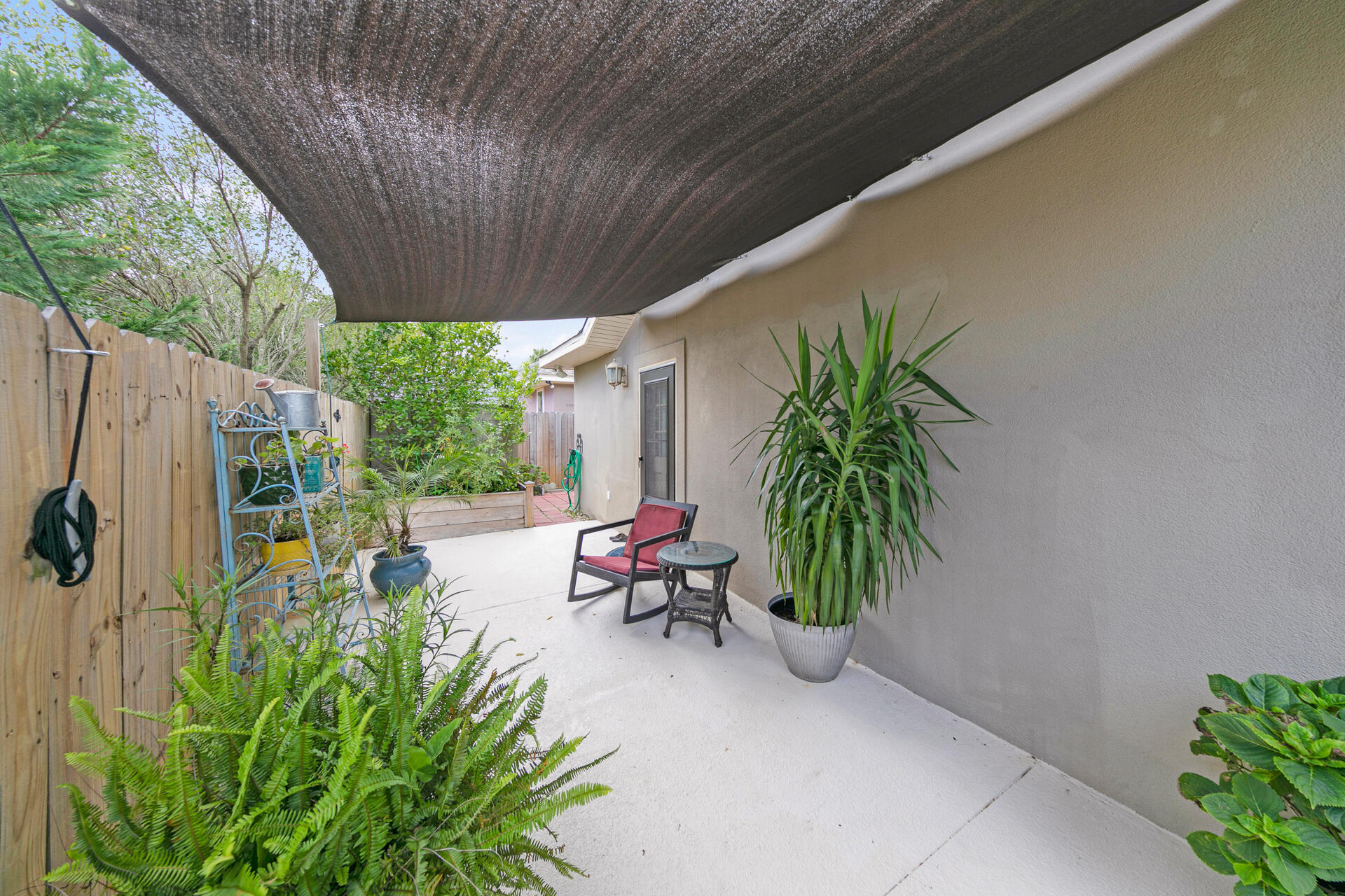 CHARDONNAY ESTATES - Residential