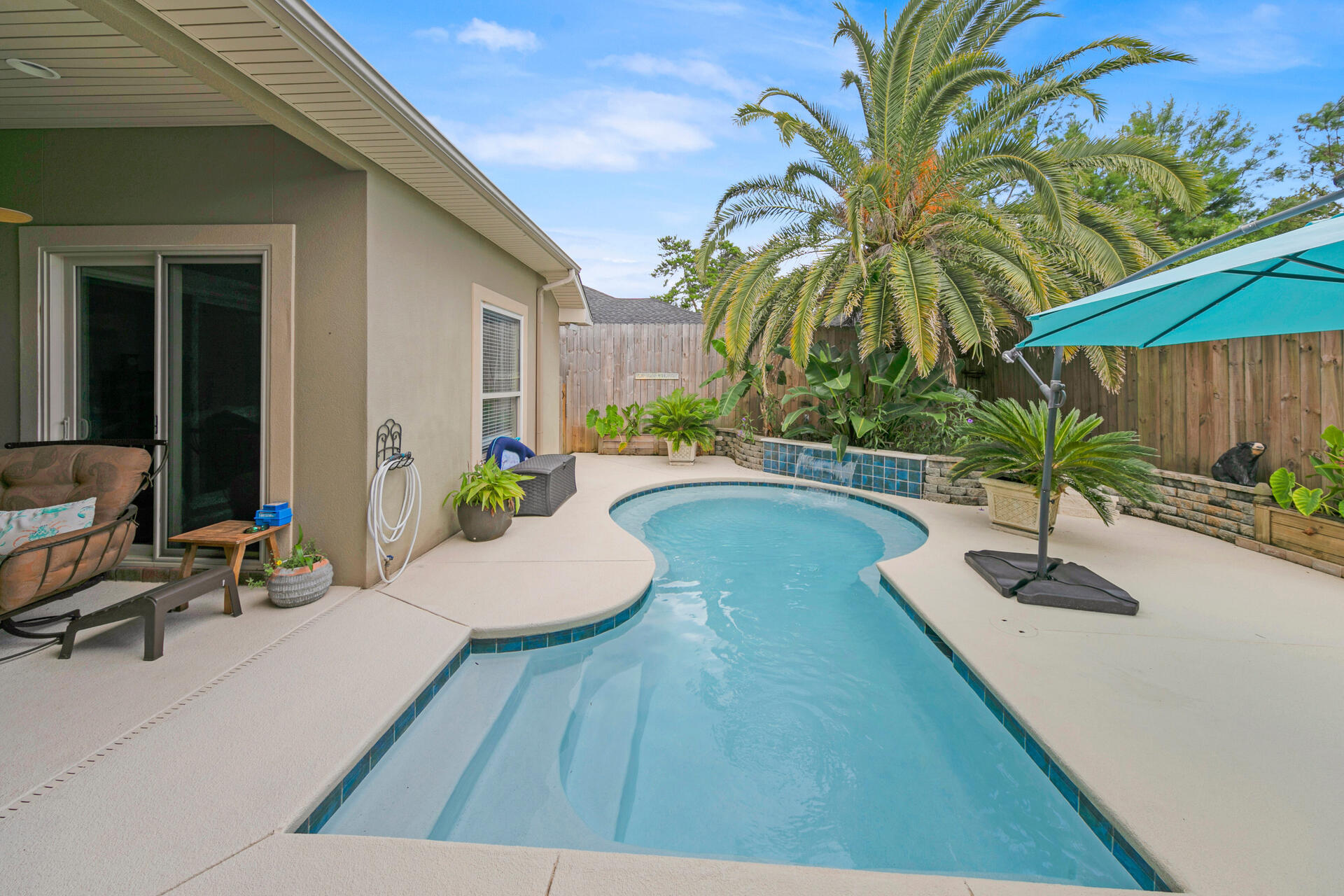 CHARDONNAY ESTATES - Residential