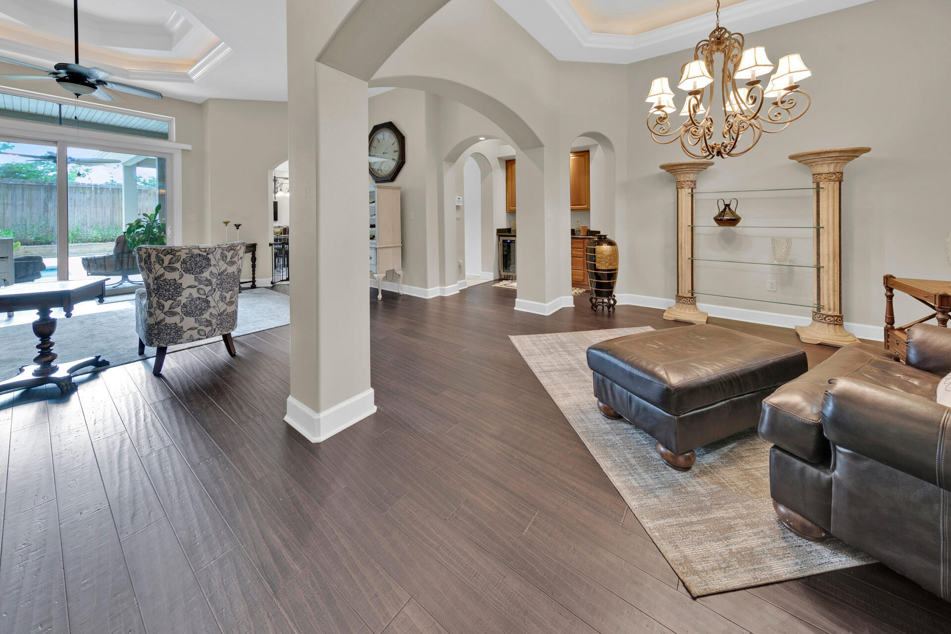 CHARDONNAY ESTATES - Residential