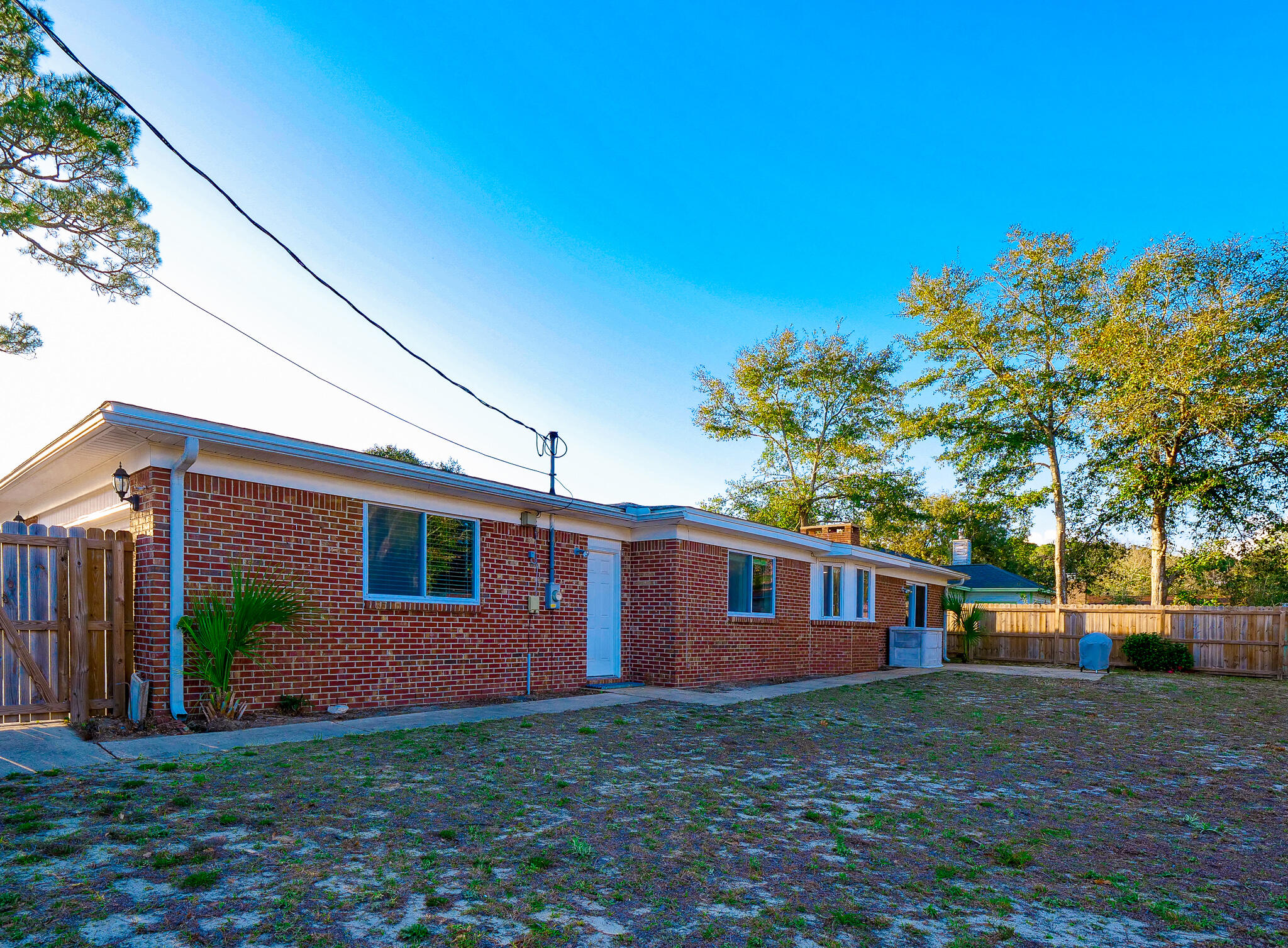 VALPARAISO PINECREST 6 - Residential