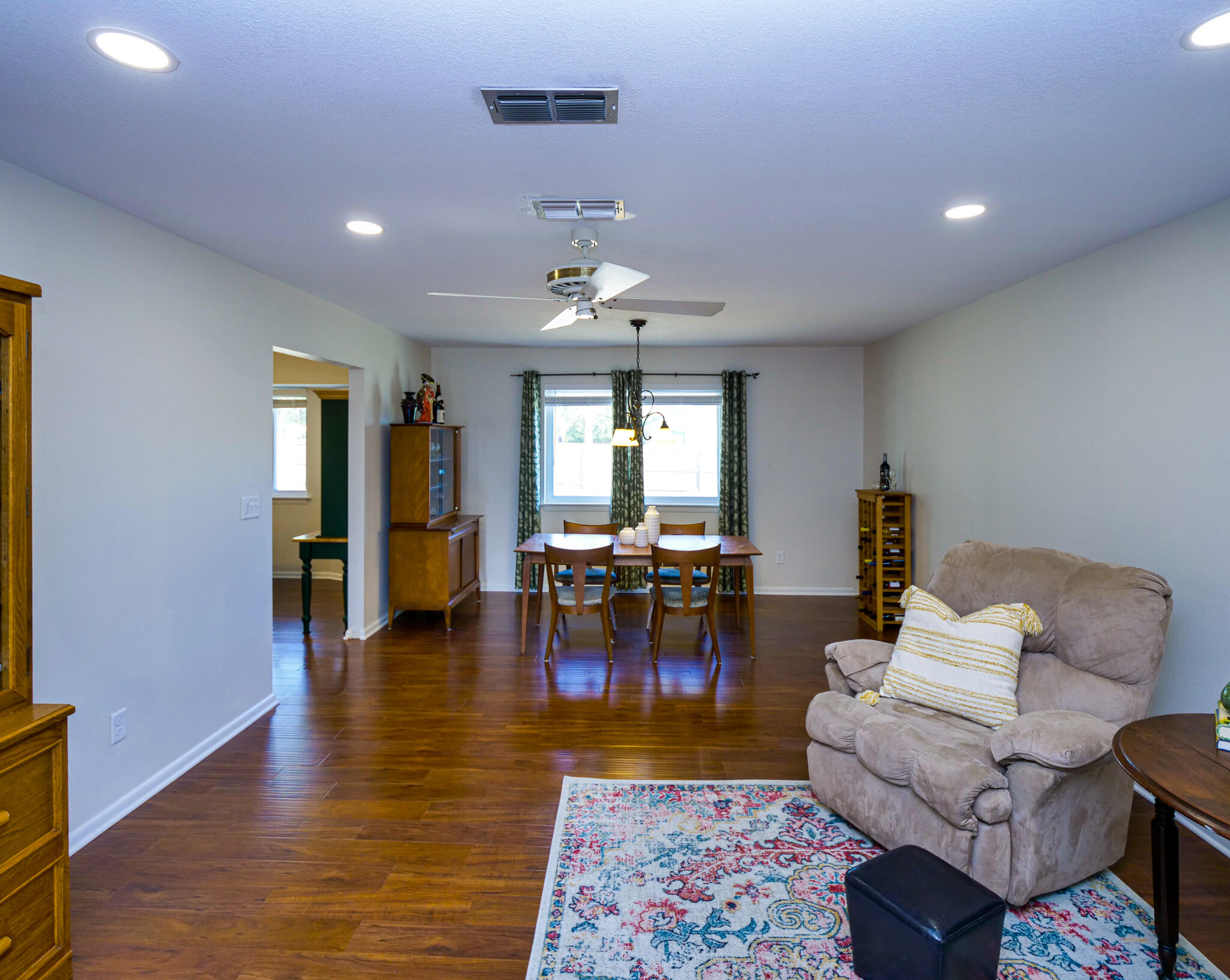 VALPARAISO PINECREST 6 - Residential