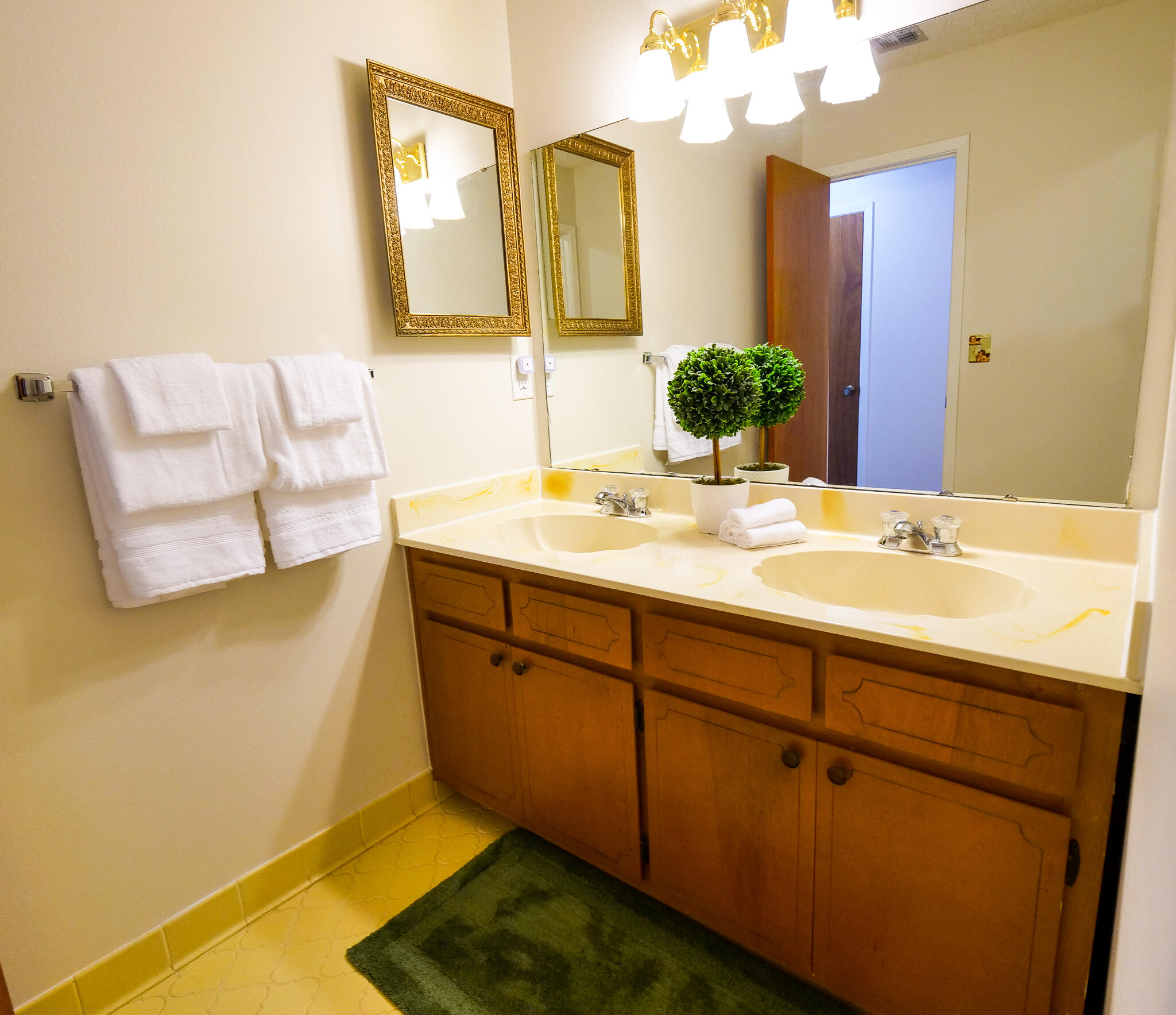 VALPARAISO PINECREST 6 - Residential