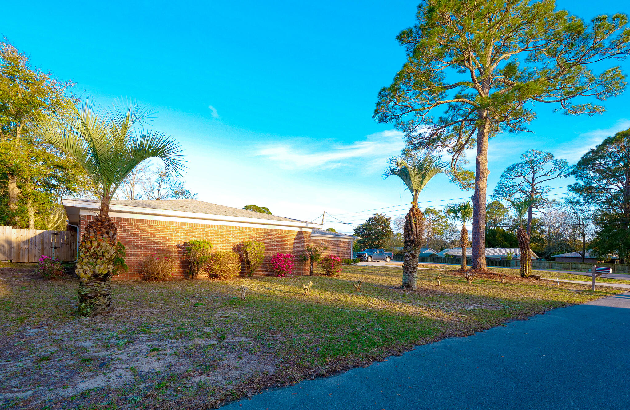 VALPARAISO PINECREST 6 - Residential