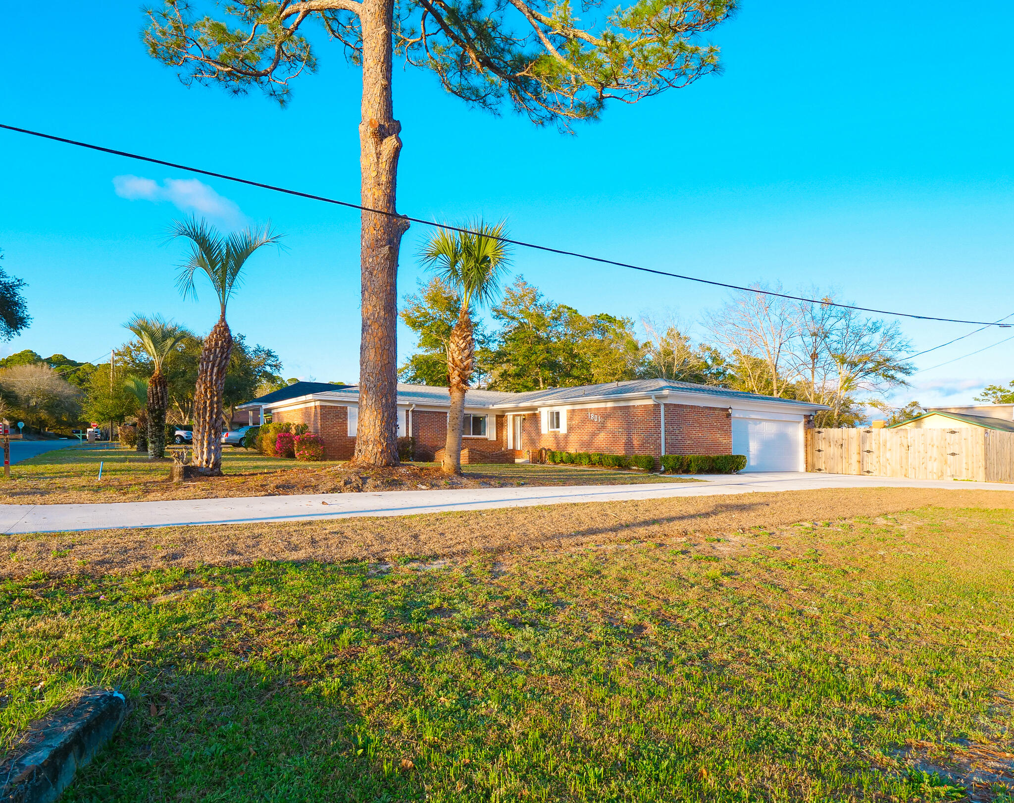 VALPARAISO PINECREST 6 - Residential