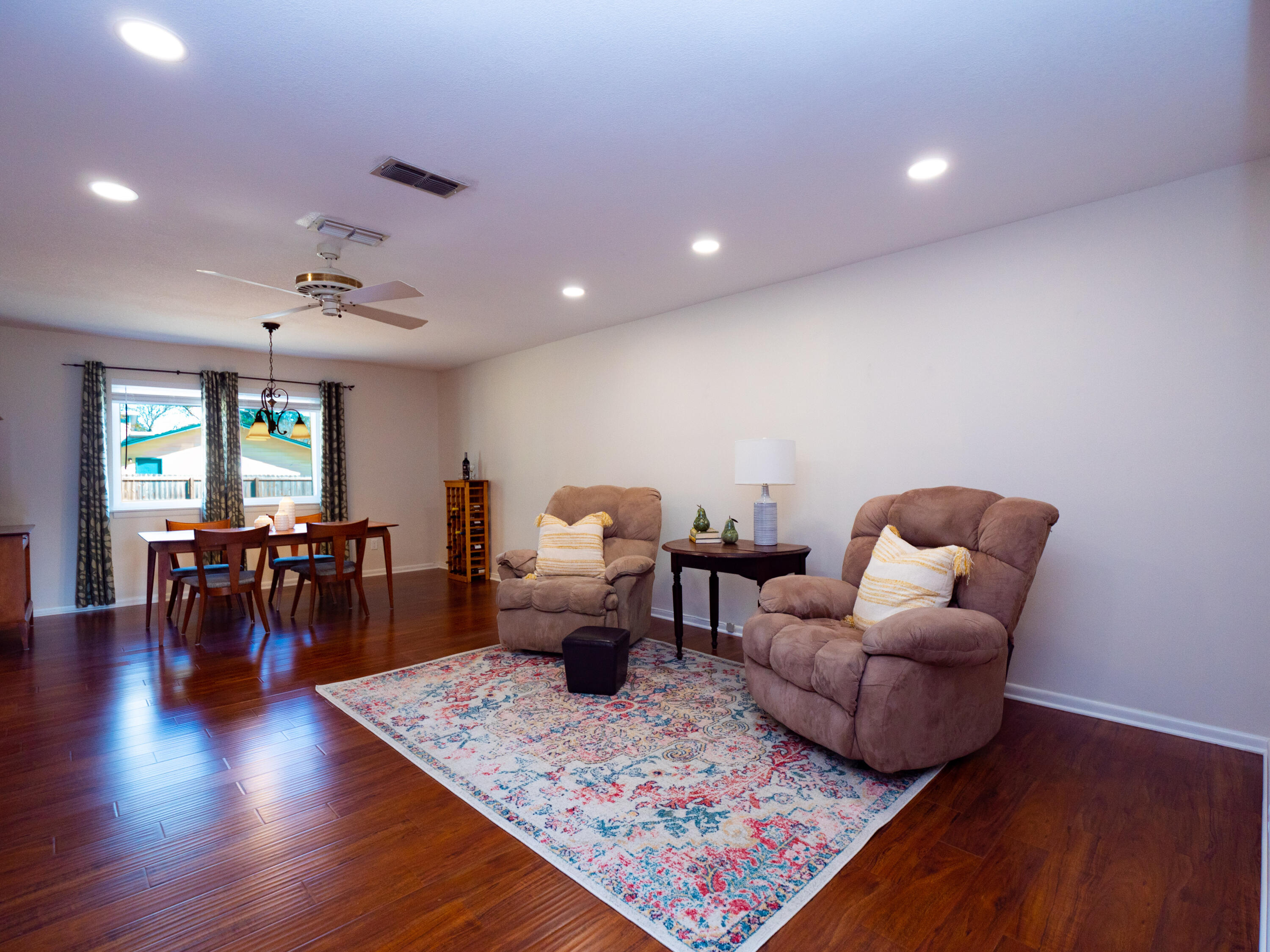 VALPARAISO PINECREST 6 - Residential