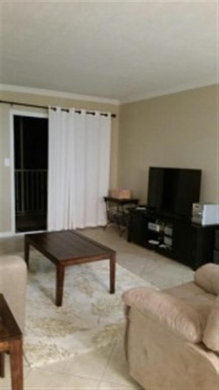 Holiday Surf and Racquet Club - Residential