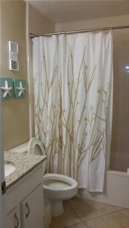 Holiday Surf and Racquet Club - Residential