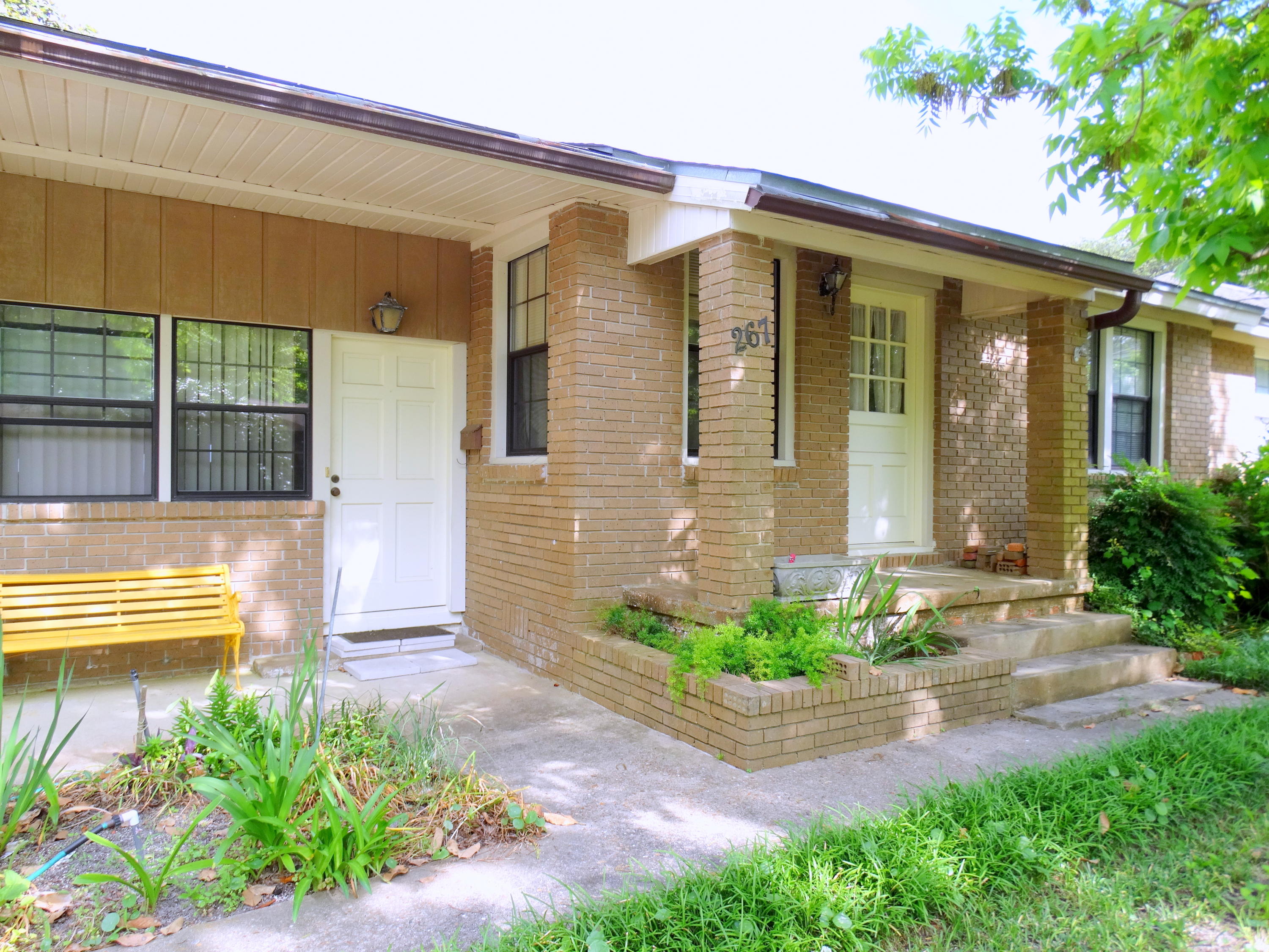 GARNIERS BEACH - Residential