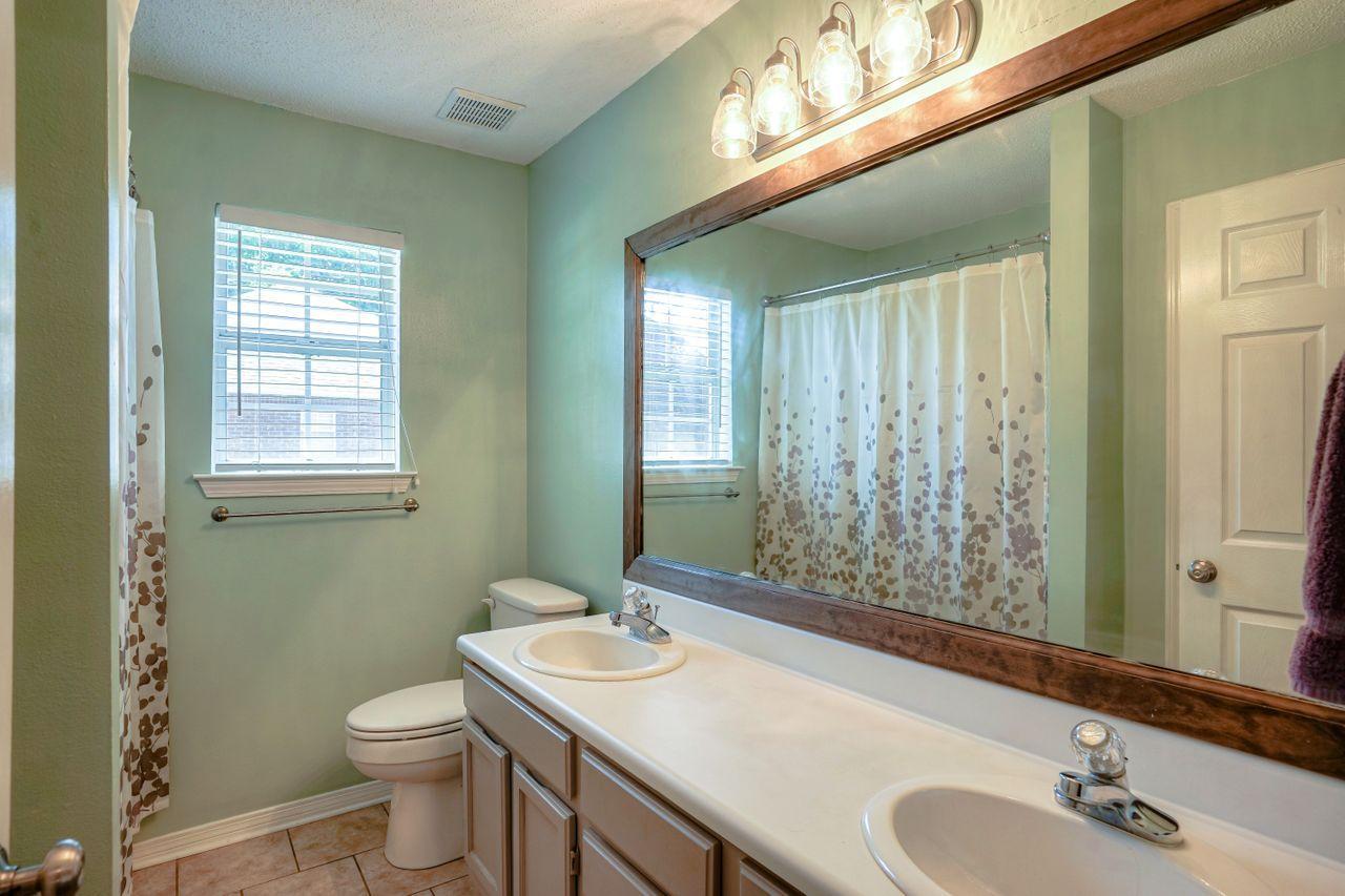 COUNTRYVIEW ESTATES 4TH ADDN PH 3 - Residential