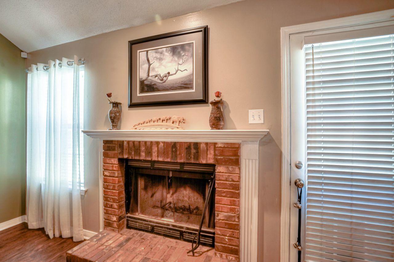 COUNTRYVIEW ESTATES 4TH ADDN PH 3 - Residential