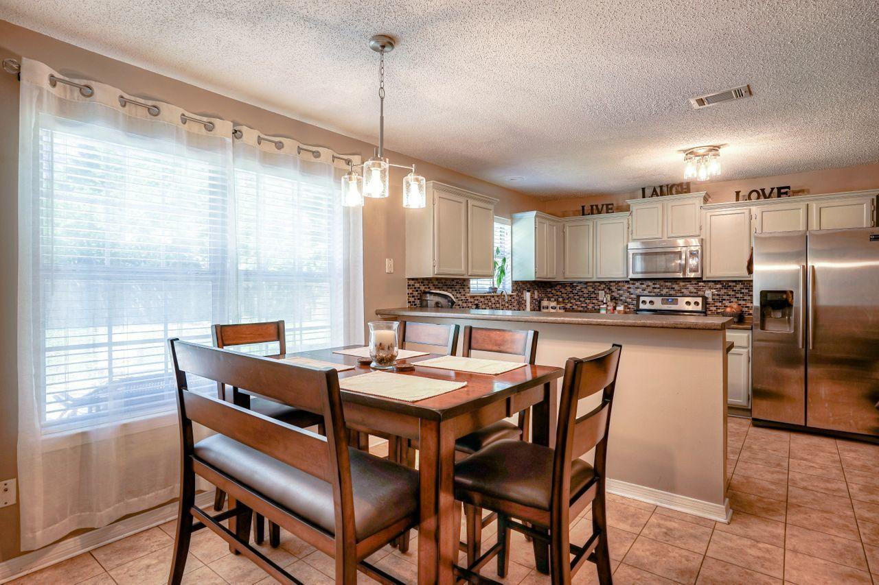 COUNTRYVIEW ESTATES 4TH ADDN PH 3 - Residential