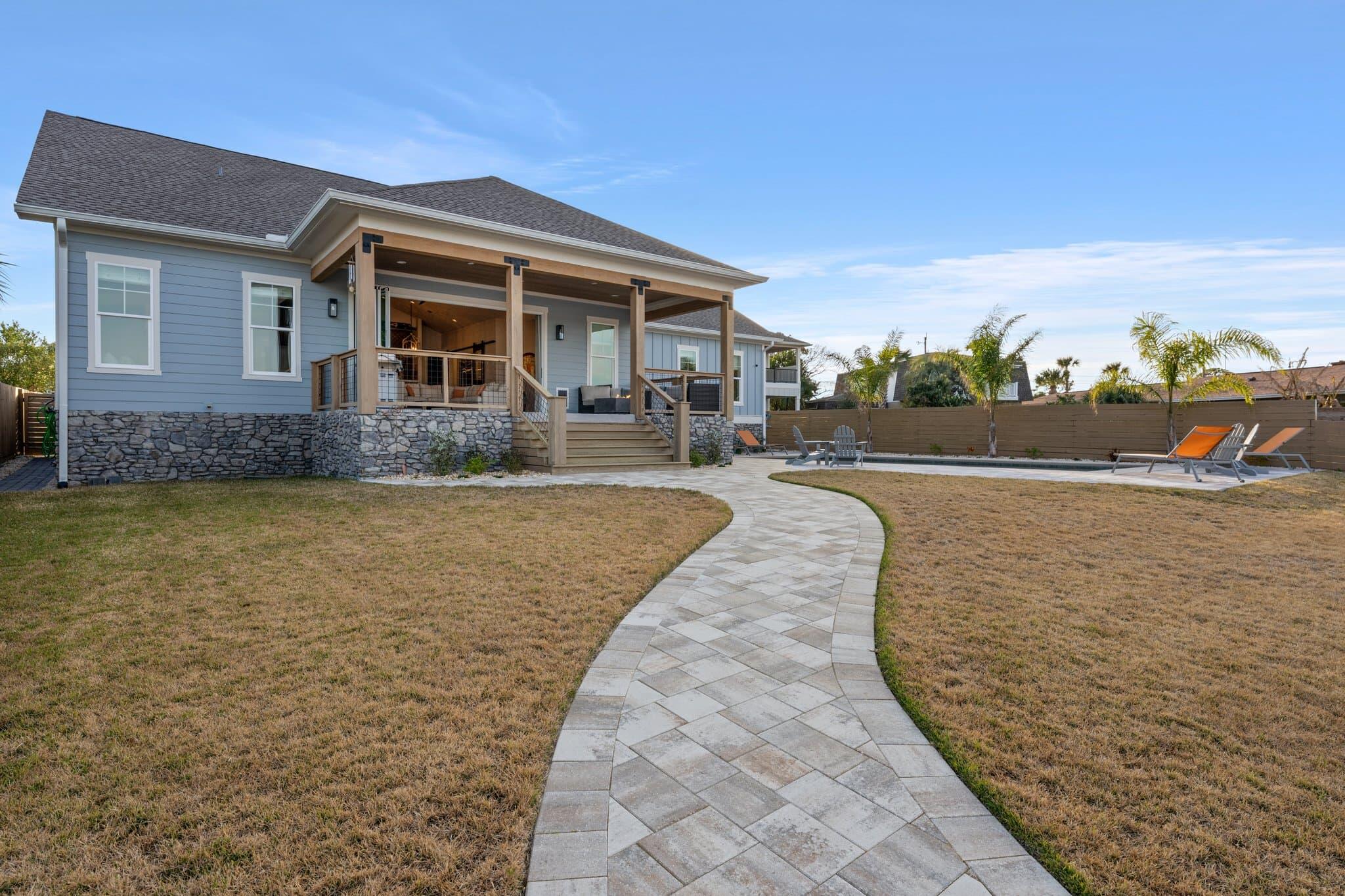 HOLIDAY BEACH UNIT 01 - Residential