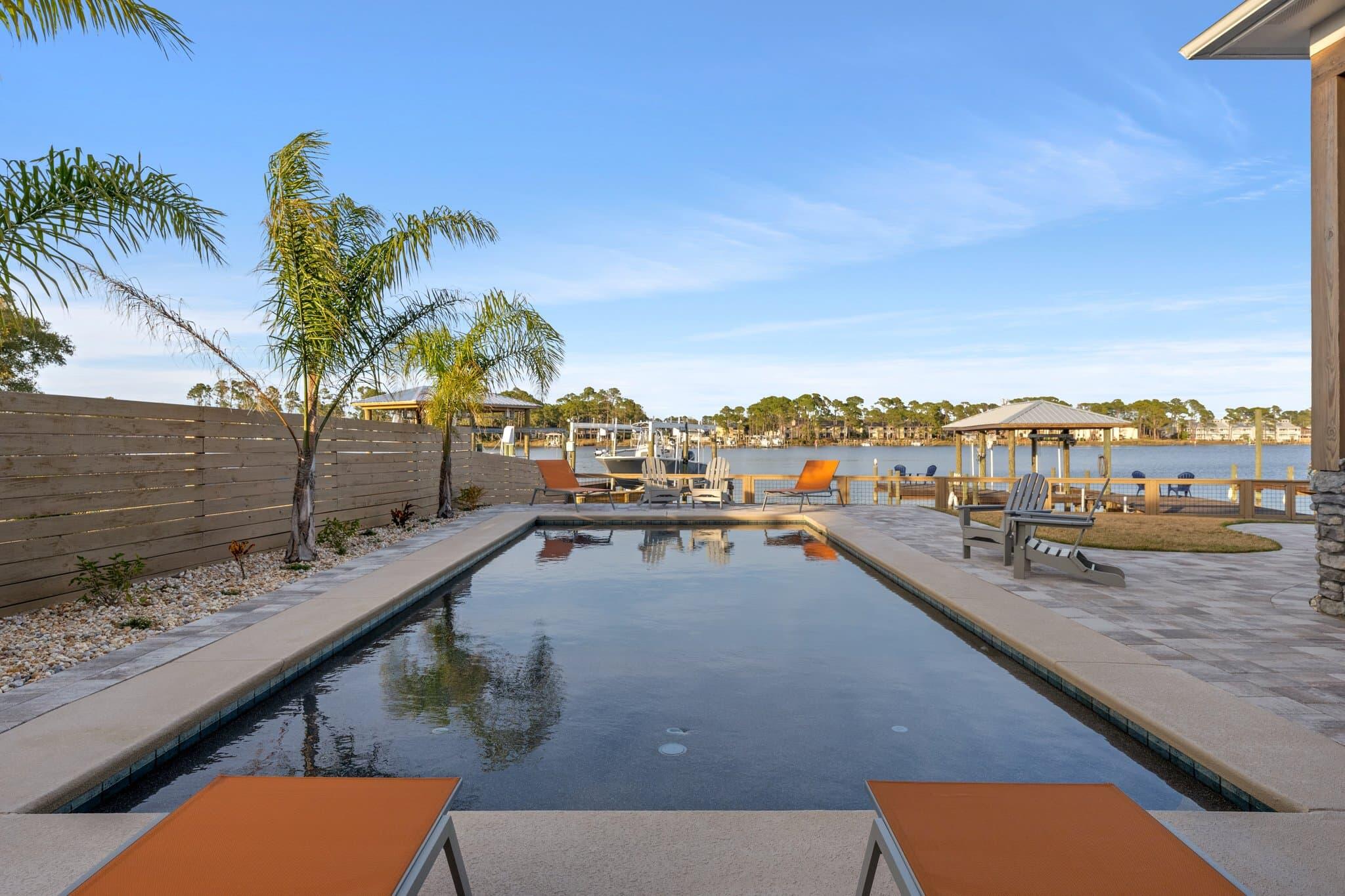 HOLIDAY BEACH UNIT 01 - Residential