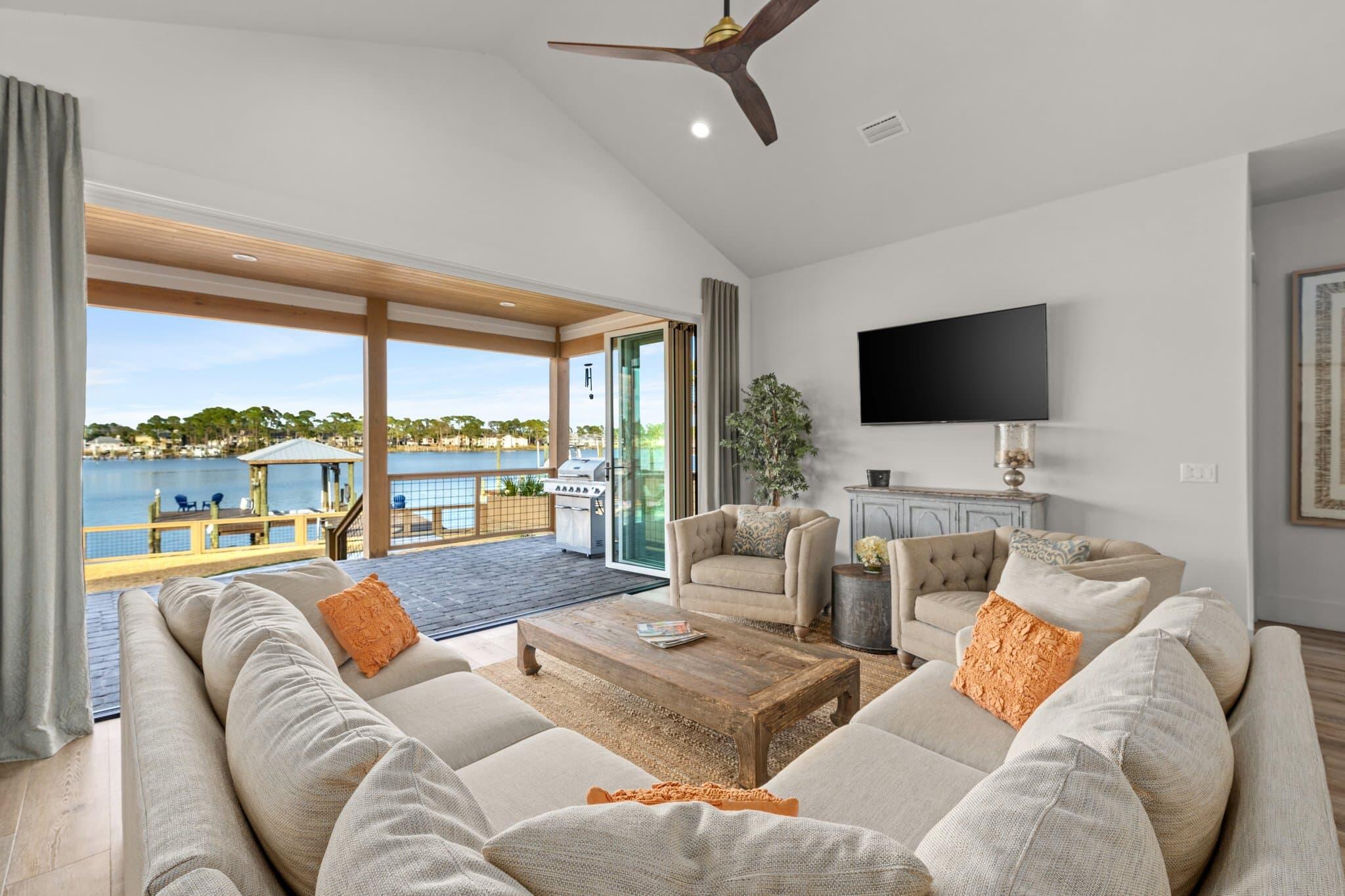 HOLIDAY BEACH UNIT 01 - Residential