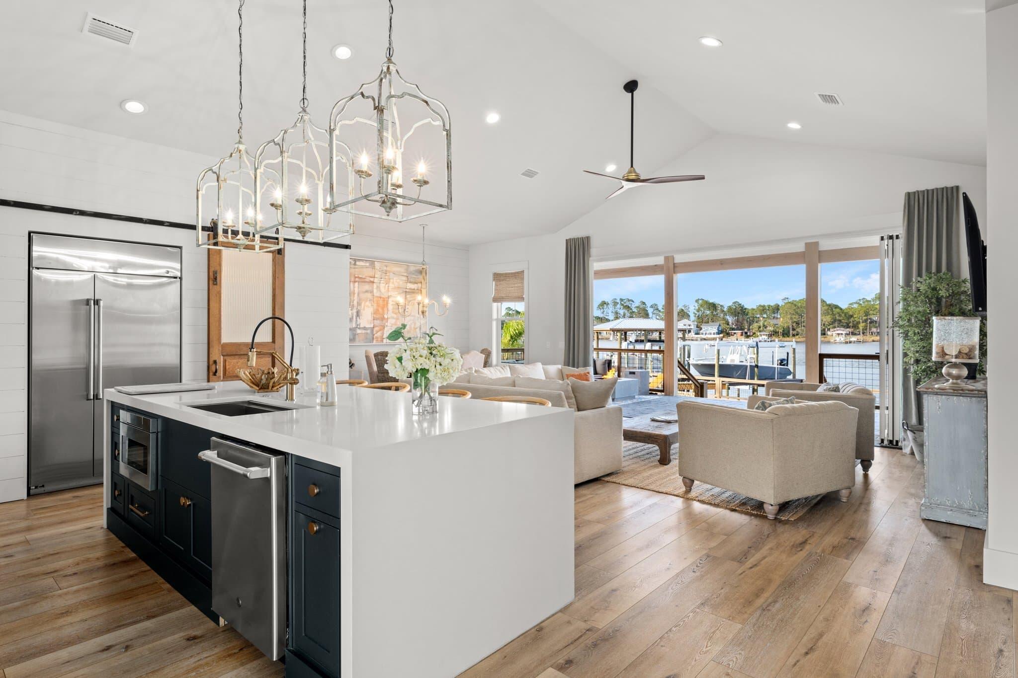 HOLIDAY BEACH UNIT 01 - Residential